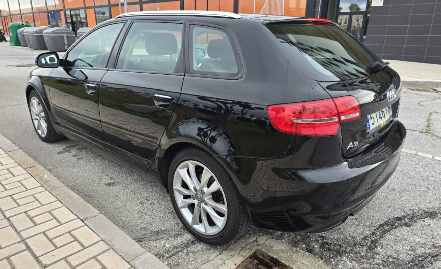 AUDI A3 SPORTBACK 1.6TDI ATTRACTION 105CV