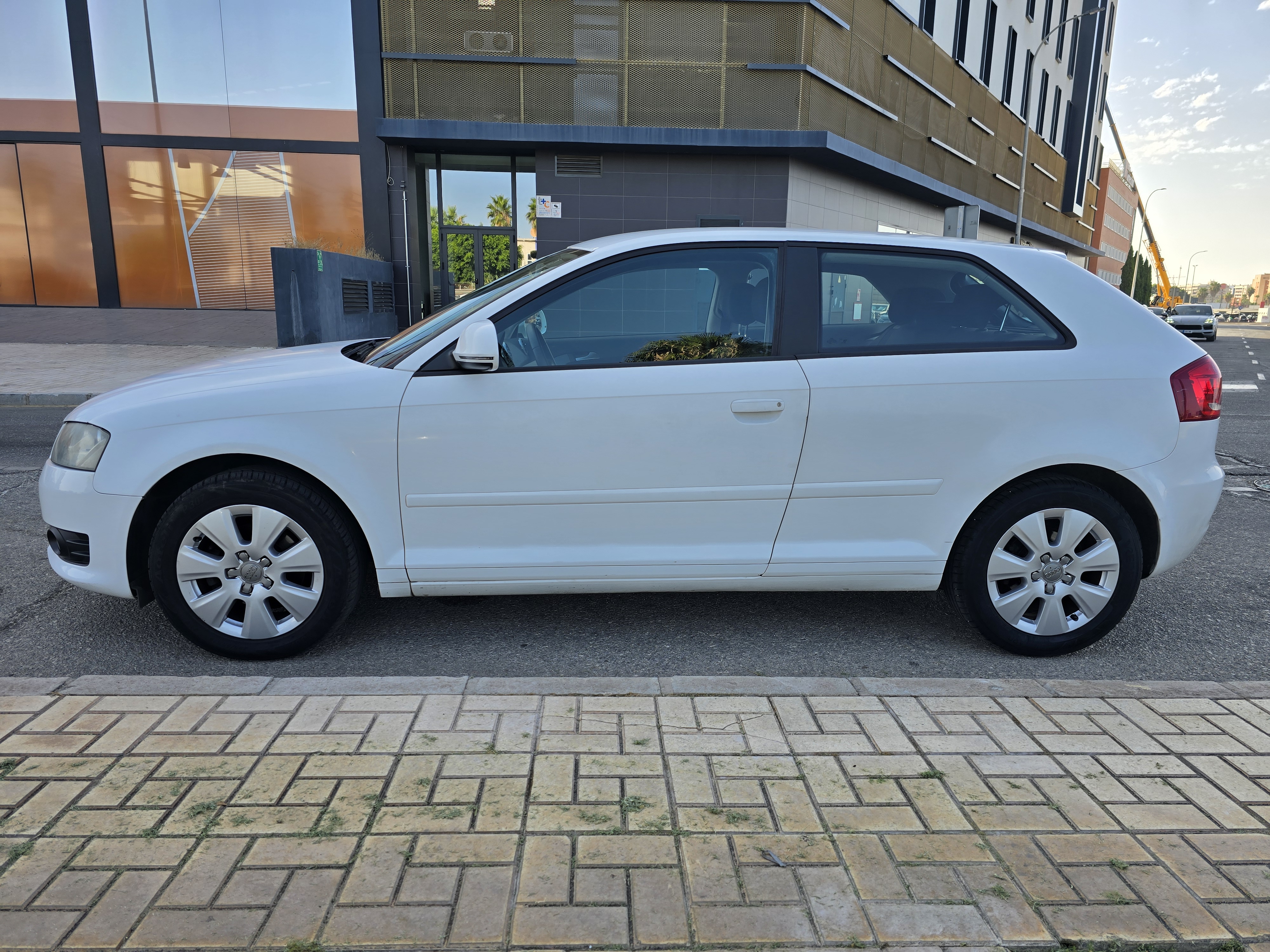 AUDI A3 1.9TDI ATTRACTION 105CV