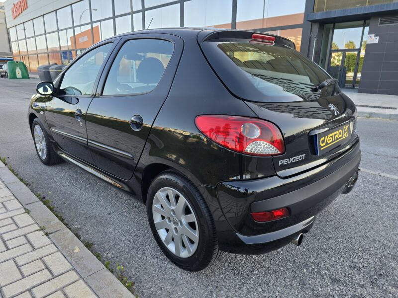 PEUGEOT 206+ 1.4HDI