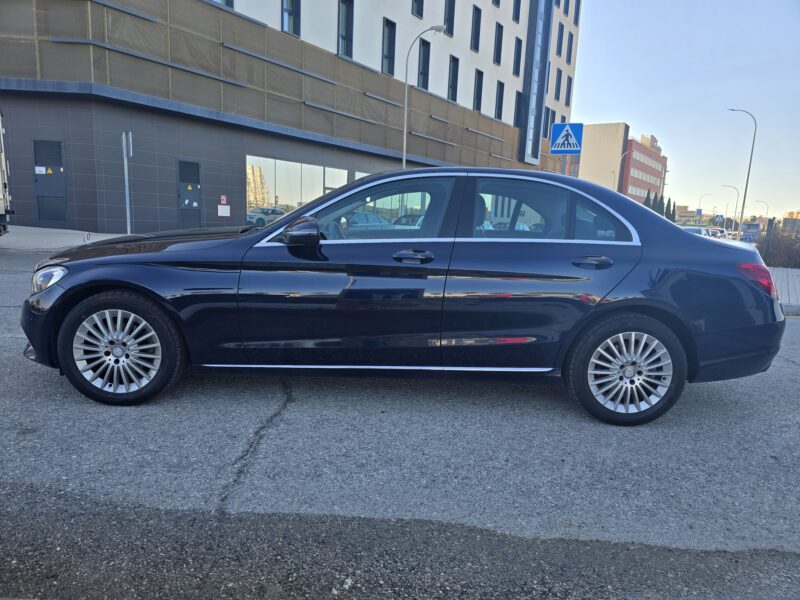 MERCEDES-BENZ Clase C 200D AVANTGARDE AUTO