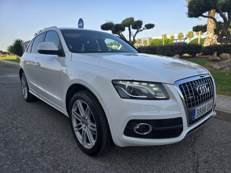 AUDI Q5 2.0TDI QUATTRO