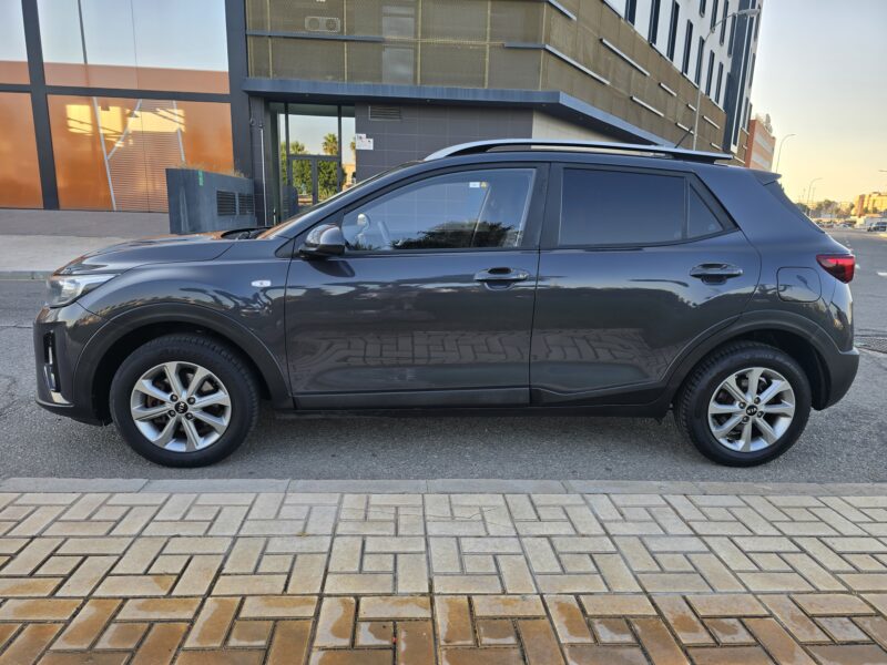 KIA STONIC 1.2CVVT TECH 