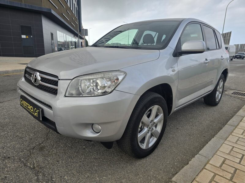 TOYOTA RAV-4 2.2D-4D CROSS SPORT 4X2