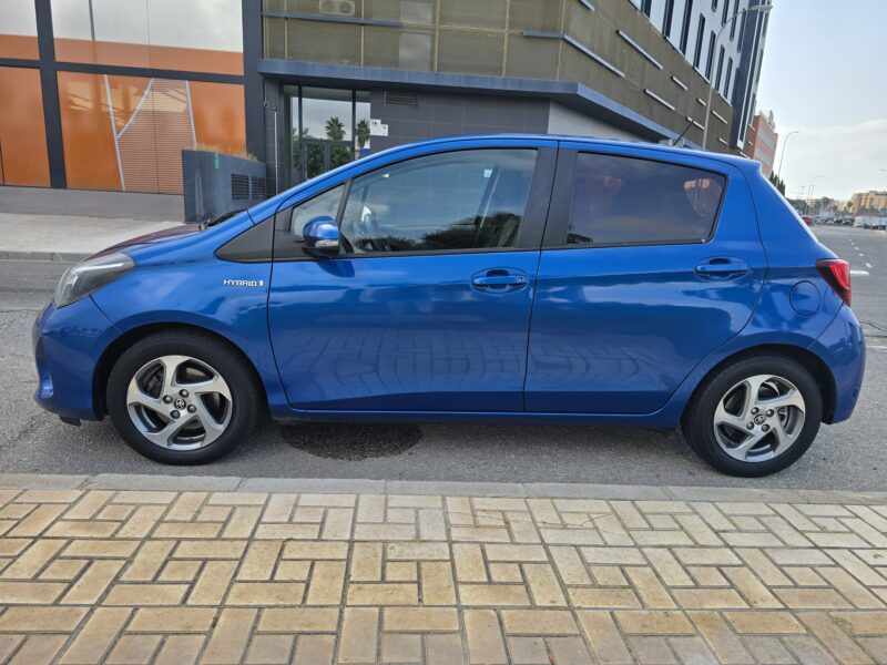 TOYOTA YARIS 1.5 HYBRID CITY