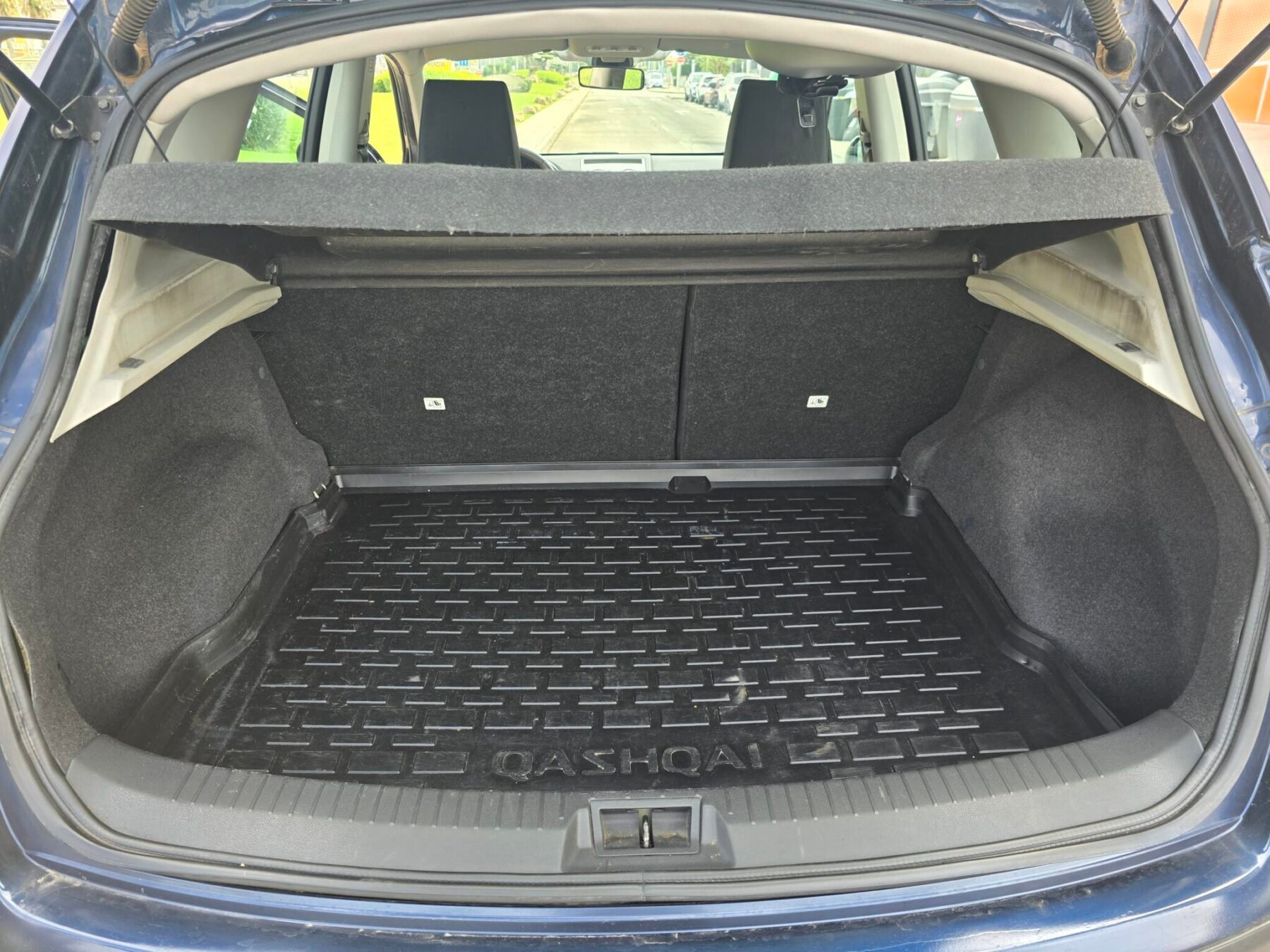 NISSAN Qashqai 2.0 TEKNA