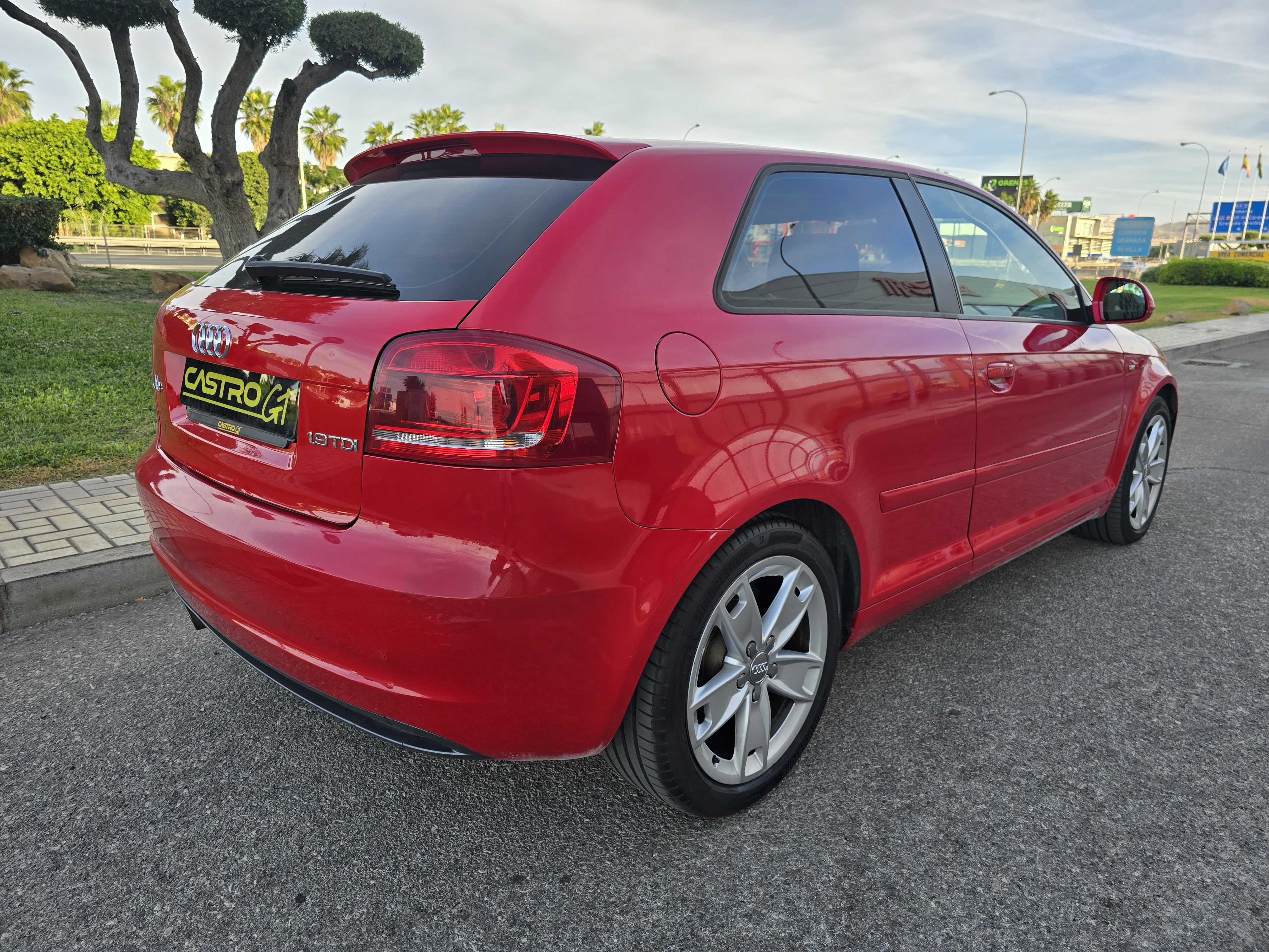 AUDI A3 1.9TDI ATTRACTION 105CV