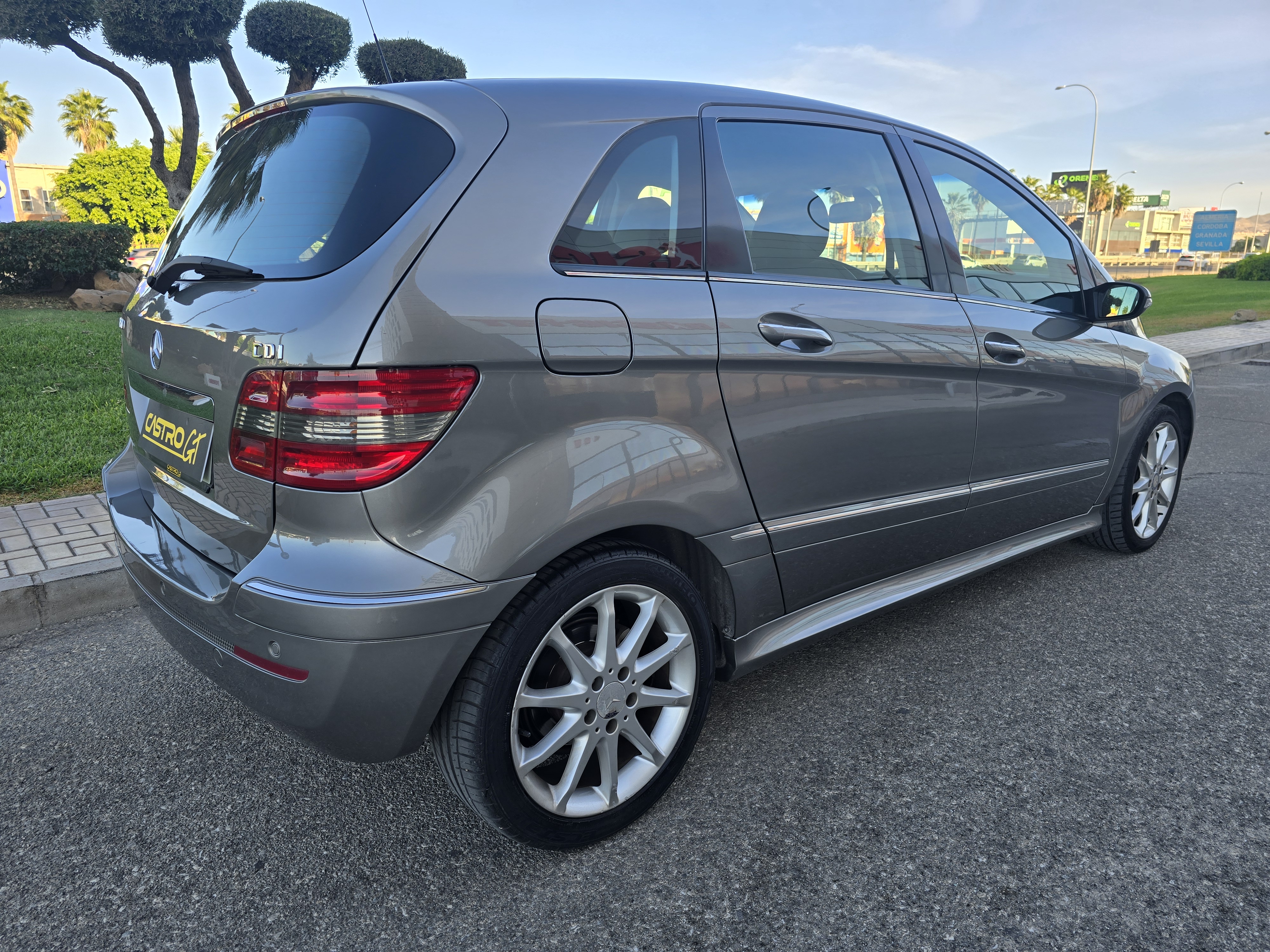 MERCEDES-BENZ CLASE B 180CDI AUTO 109CV