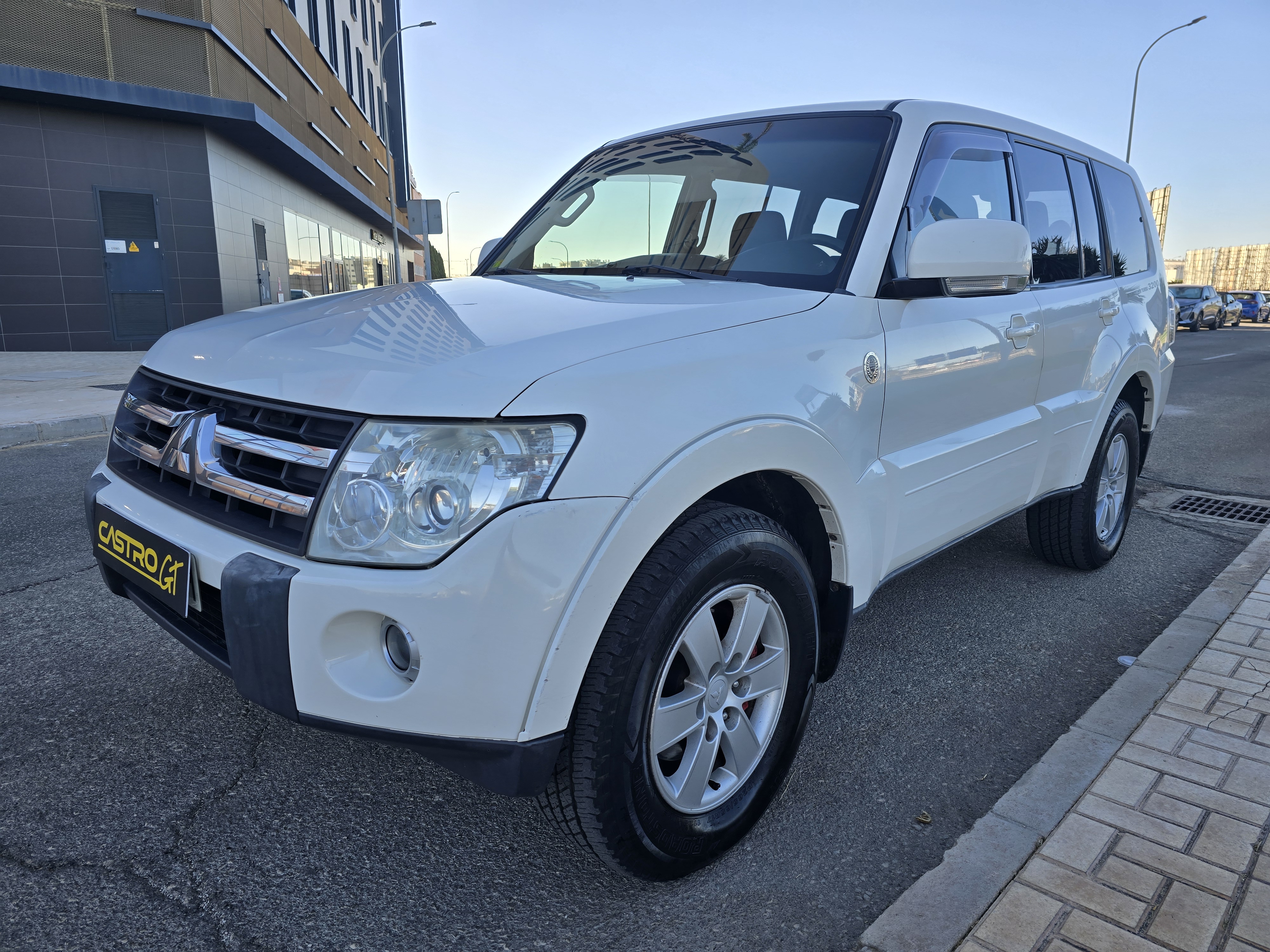 MITSUBISHI MONTERO 3.2DiD KAITEKI 4X4 160CV