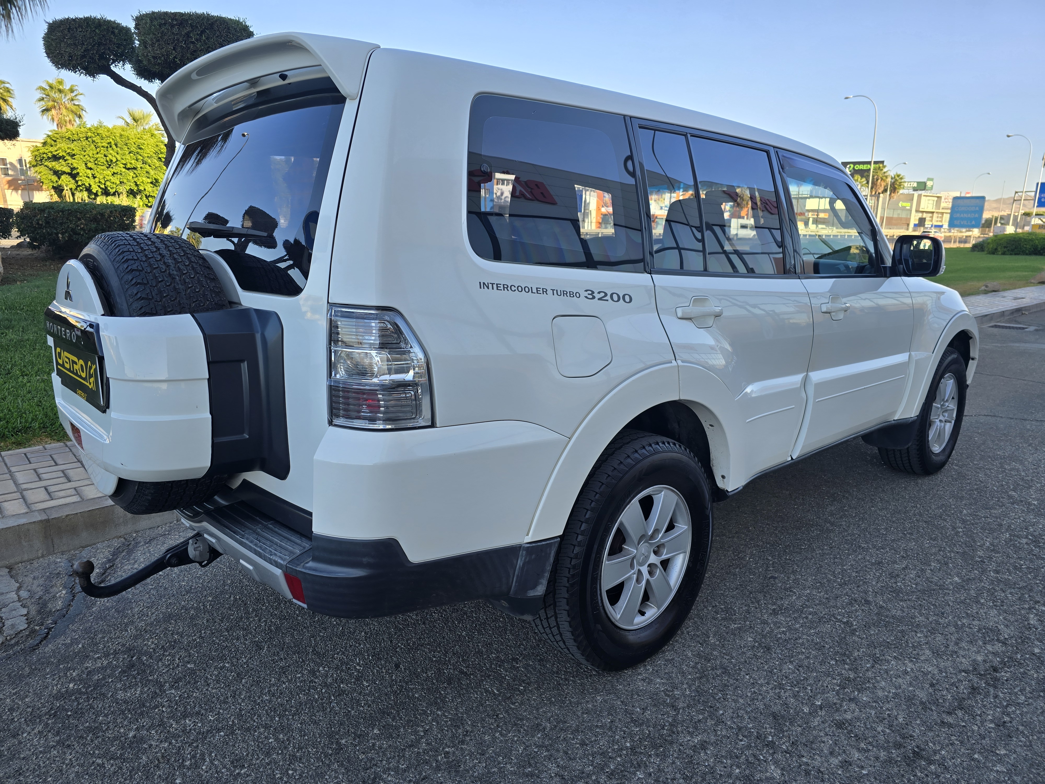 MITSUBISHI MONTERO 3.2DiD KAITEKI 4X4 160CV