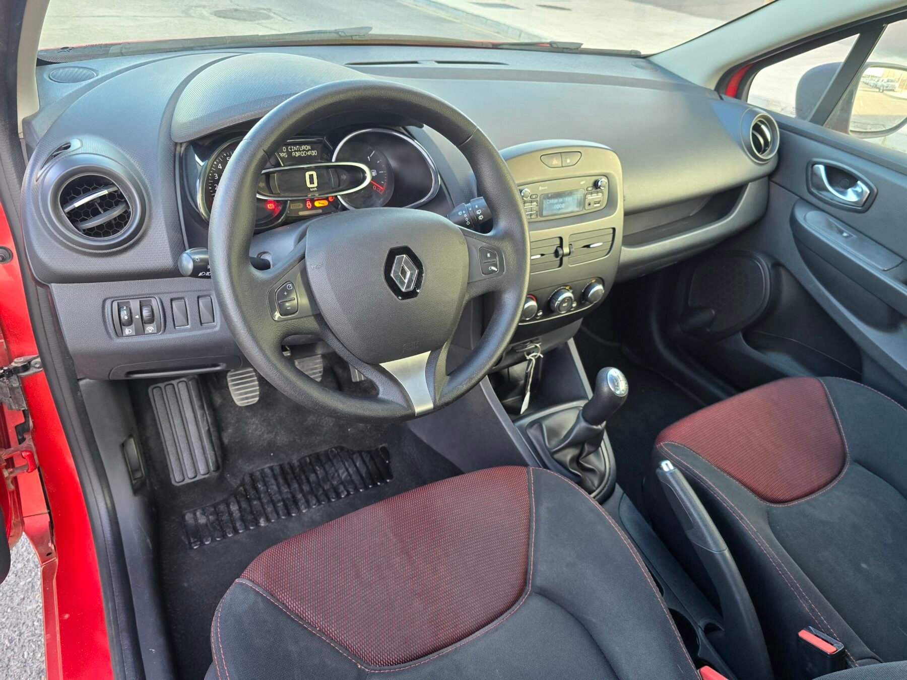 RENAULT CLIO 1.2 AUTHENTIQUE 75CV