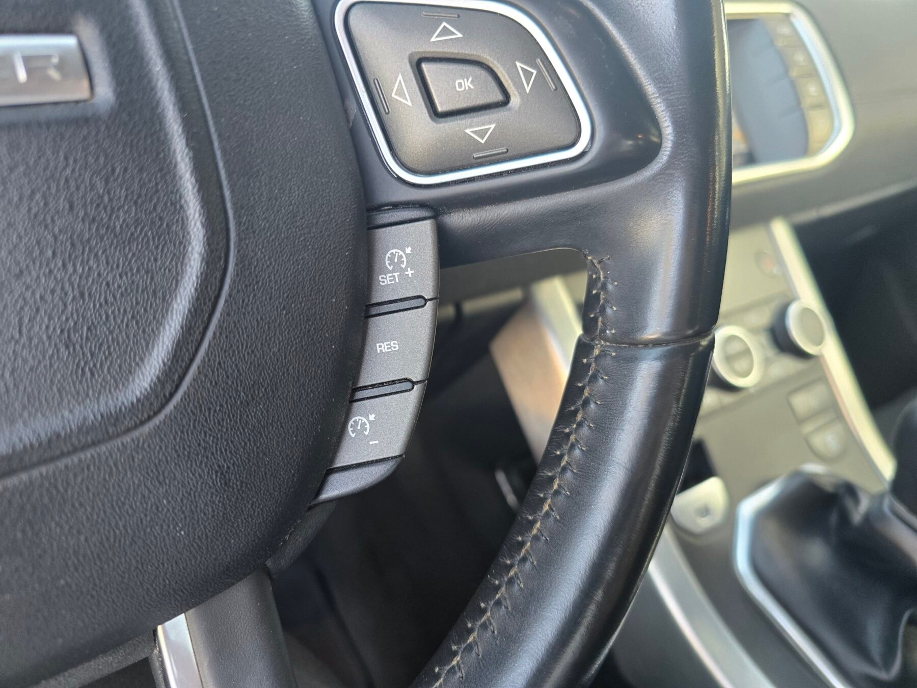 LAND-ROVER RANGE ROVER EVOQUE 2.0L 4X2 SE 150CV