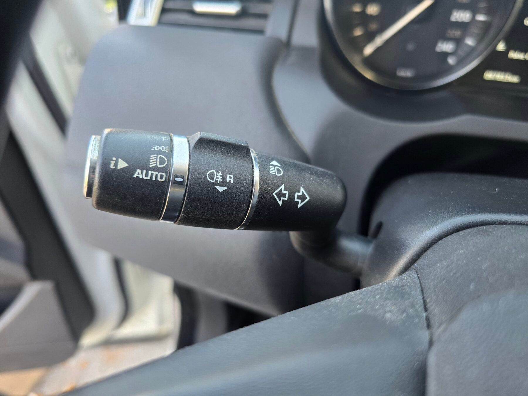 LAND-ROVER RANGE ROVER EVOQUE 2.0L 4X2 SE 150CV