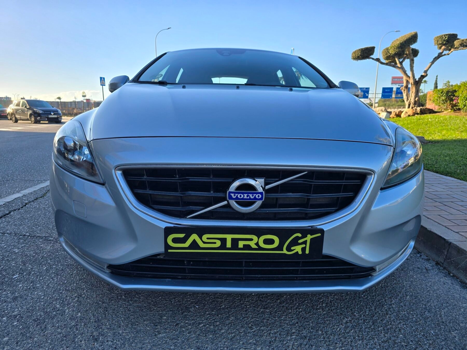 VOLVO V40 1.6 D2 MOMENTUM 115CV