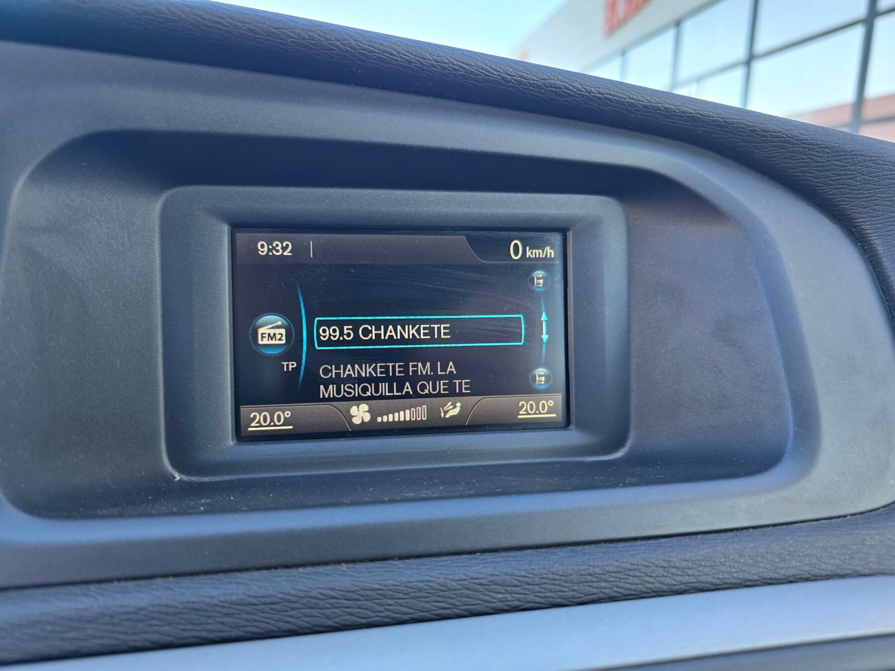 VOLVO V40 1.6 D2 MOMENTUM 115CV