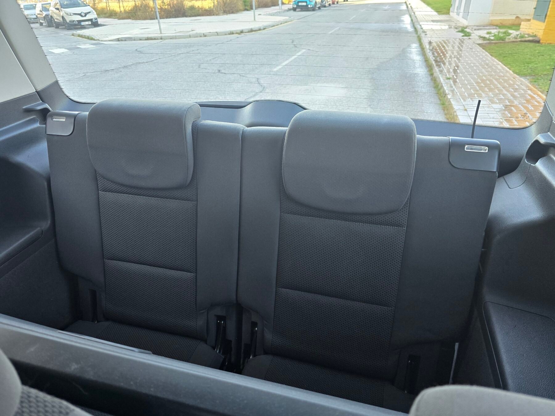 VOLKSWAGEN TOURAN 1.6TDI ADVANCE 105CV