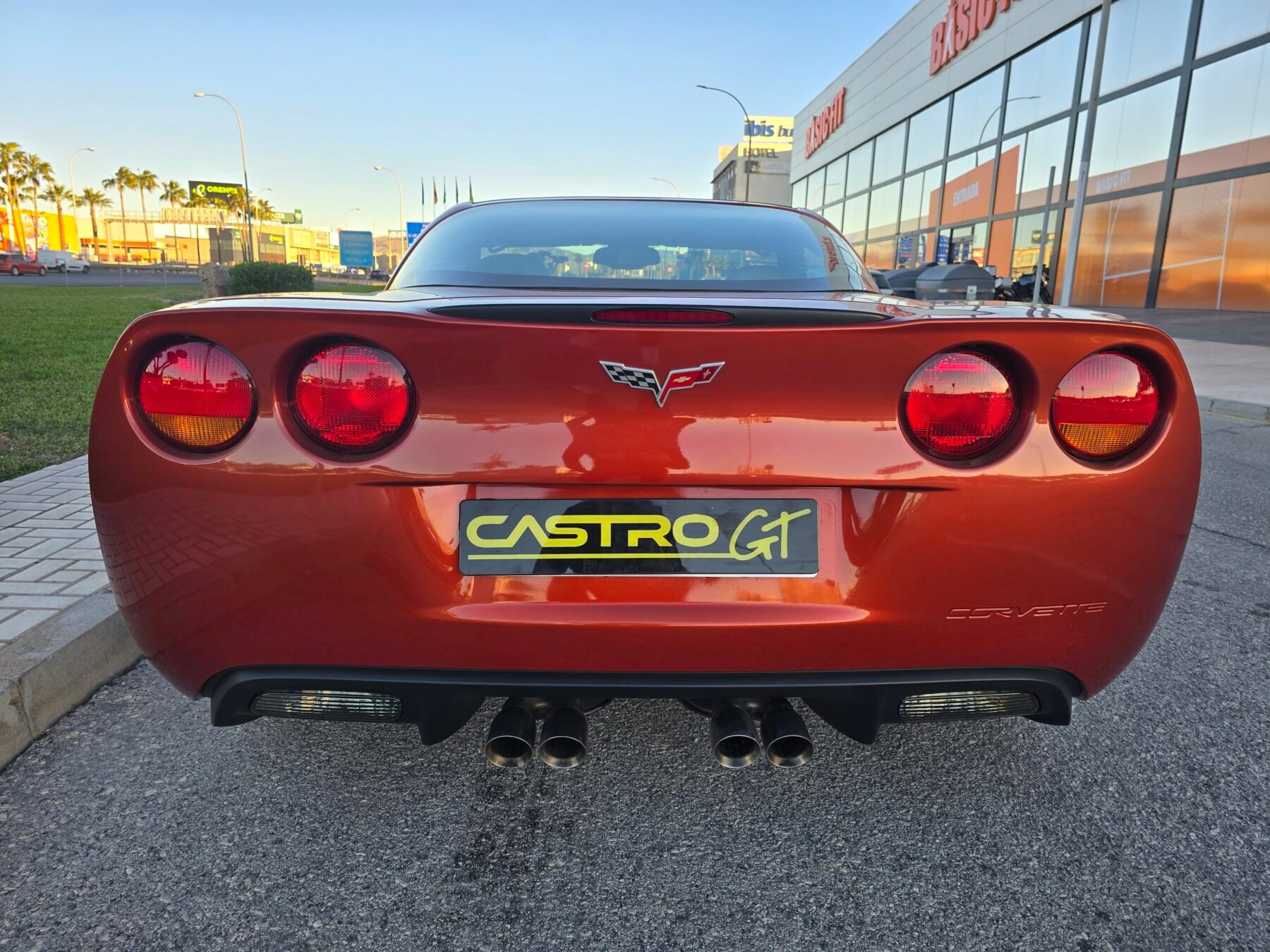 CHEVROLET Corvette COUPÉ CABRIO 6.0 V8 404CV
