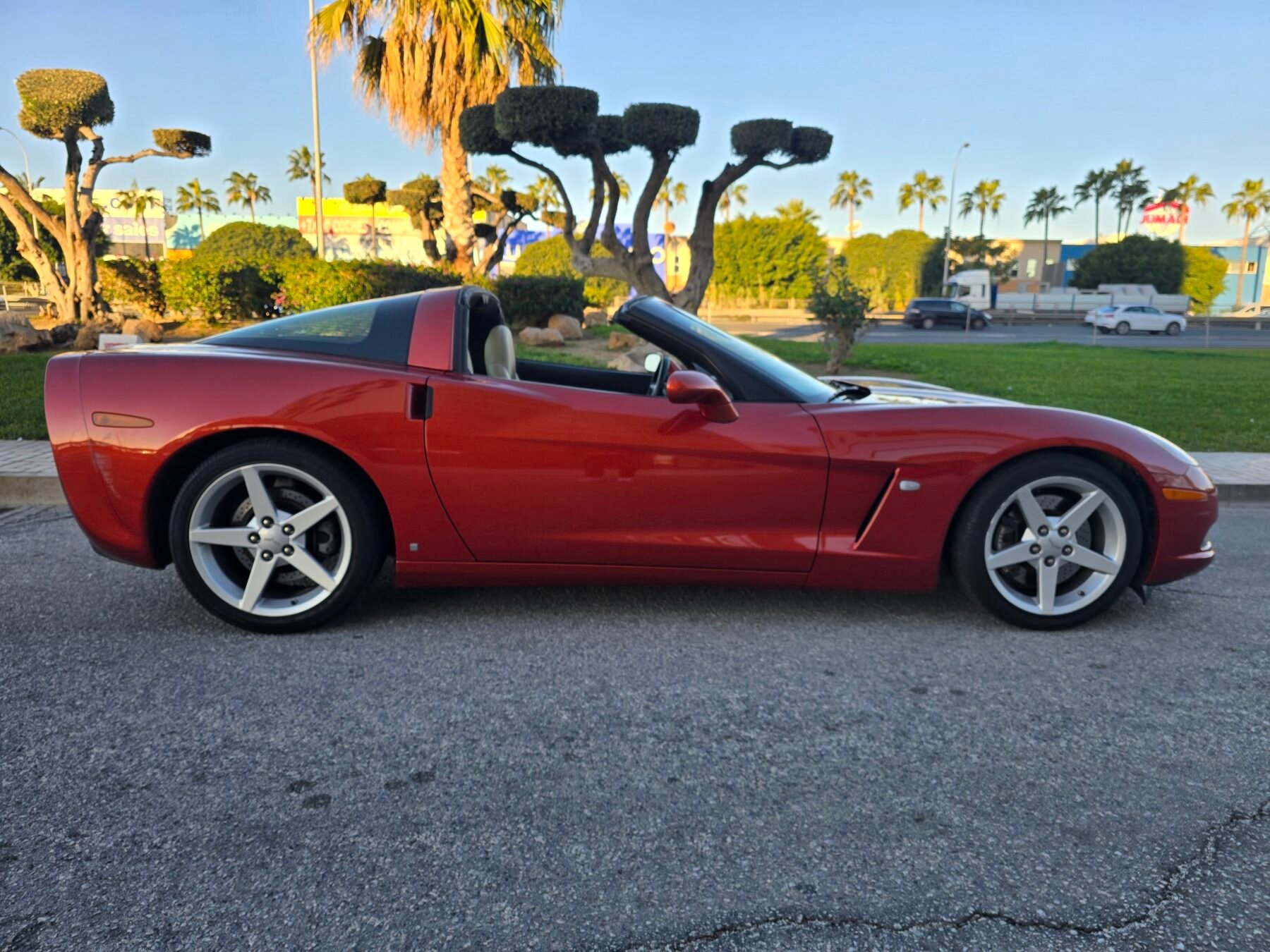 CHEVROLET Corvette COUPÉ CABRIO 6.0 V8 404CV