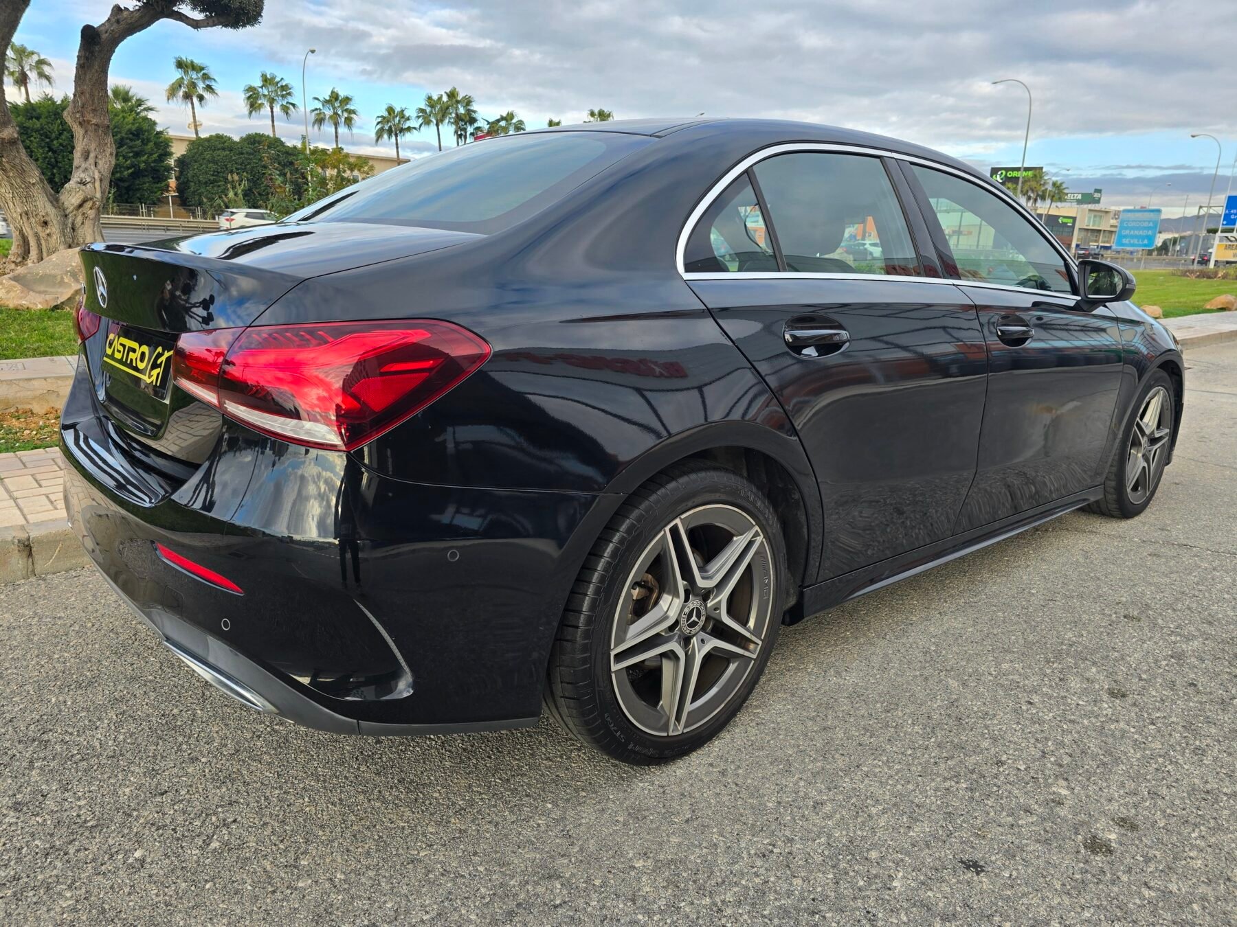 MERCEDES-BENZ Clase A SEDAN A180 CDI PACK AMG 116CV
