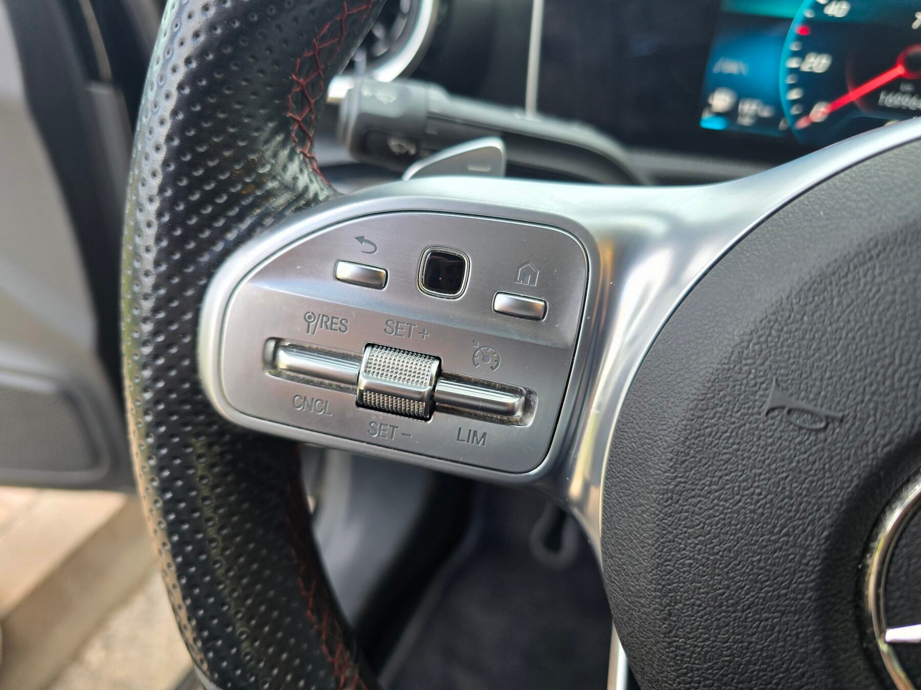 MERCEDES-BENZ Clase A SEDAN A180 CDI PACK AMG 116CV