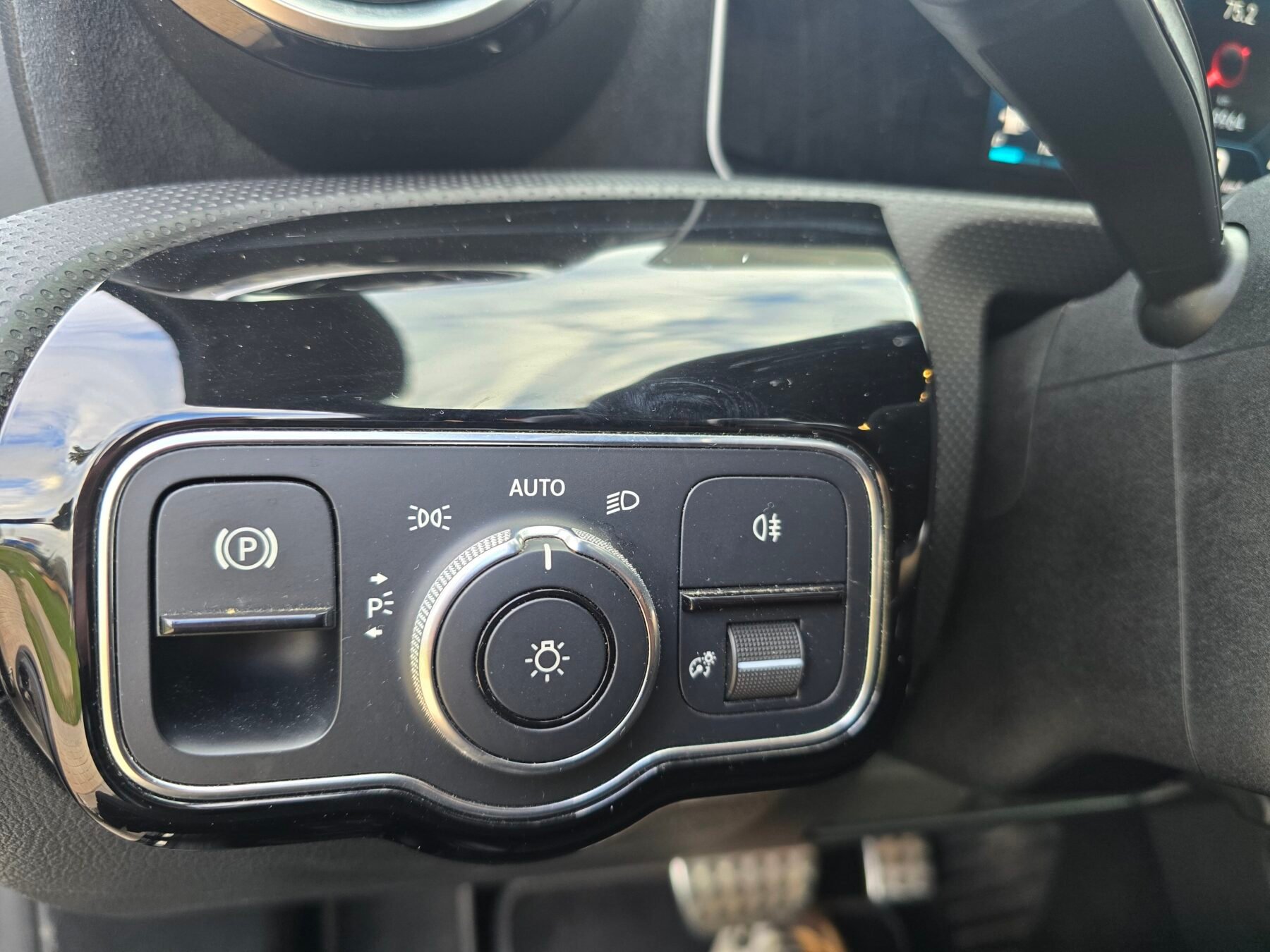 MERCEDES-BENZ Clase A SEDAN A180 CDI PACK AMG 116CV