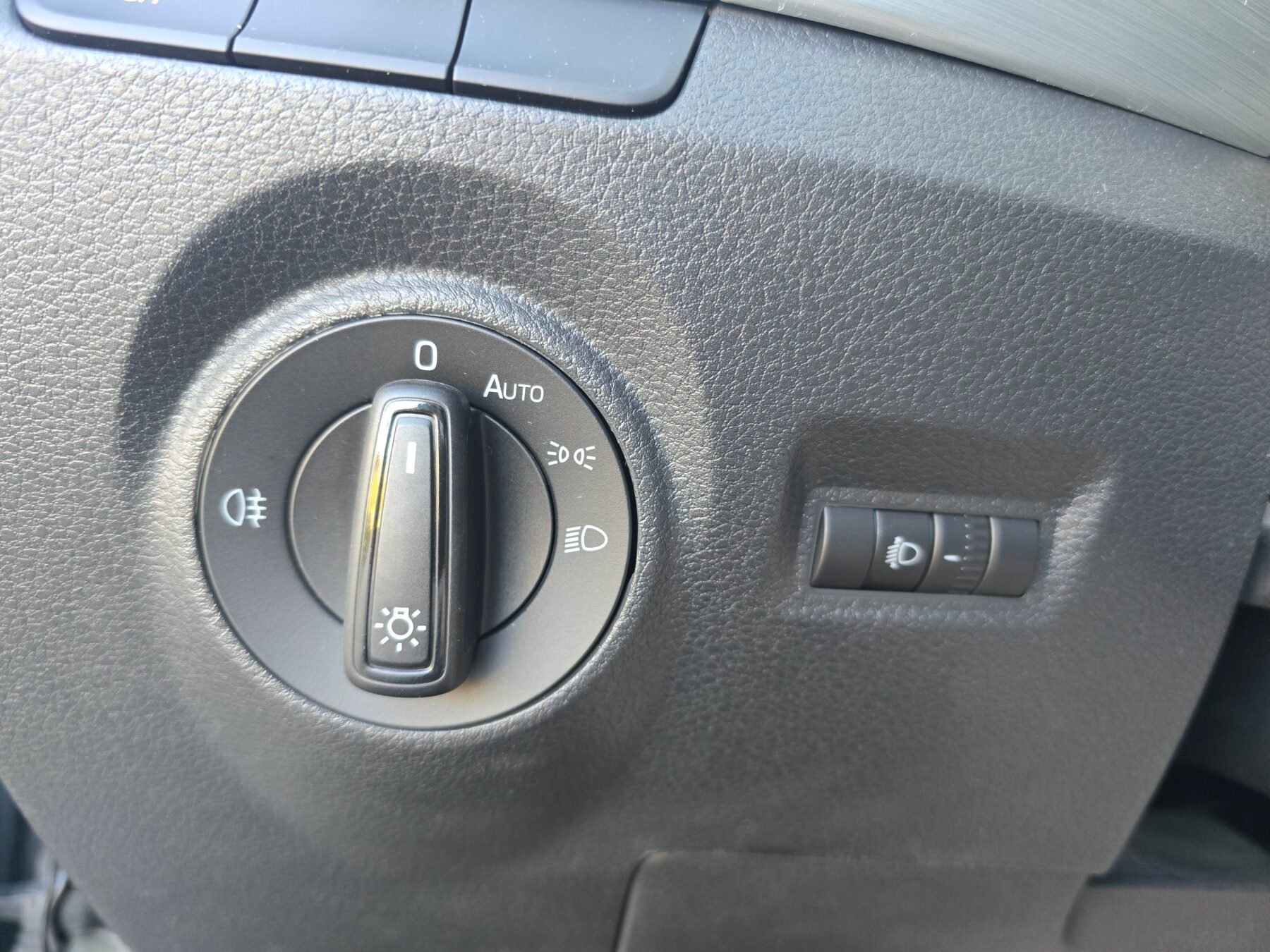 SKODA FABIA 1.0MPI STYLE 95CV