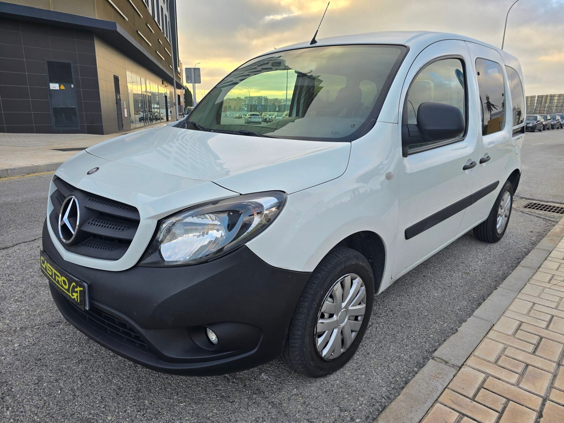 MERCEDES-BENZ CITAN 109 CDI PLUS 95CV