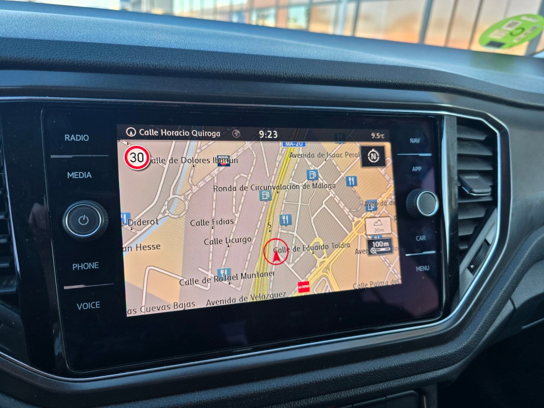 VOLKSWAGEN T-ROC 1.0TSI SPORT 115CV