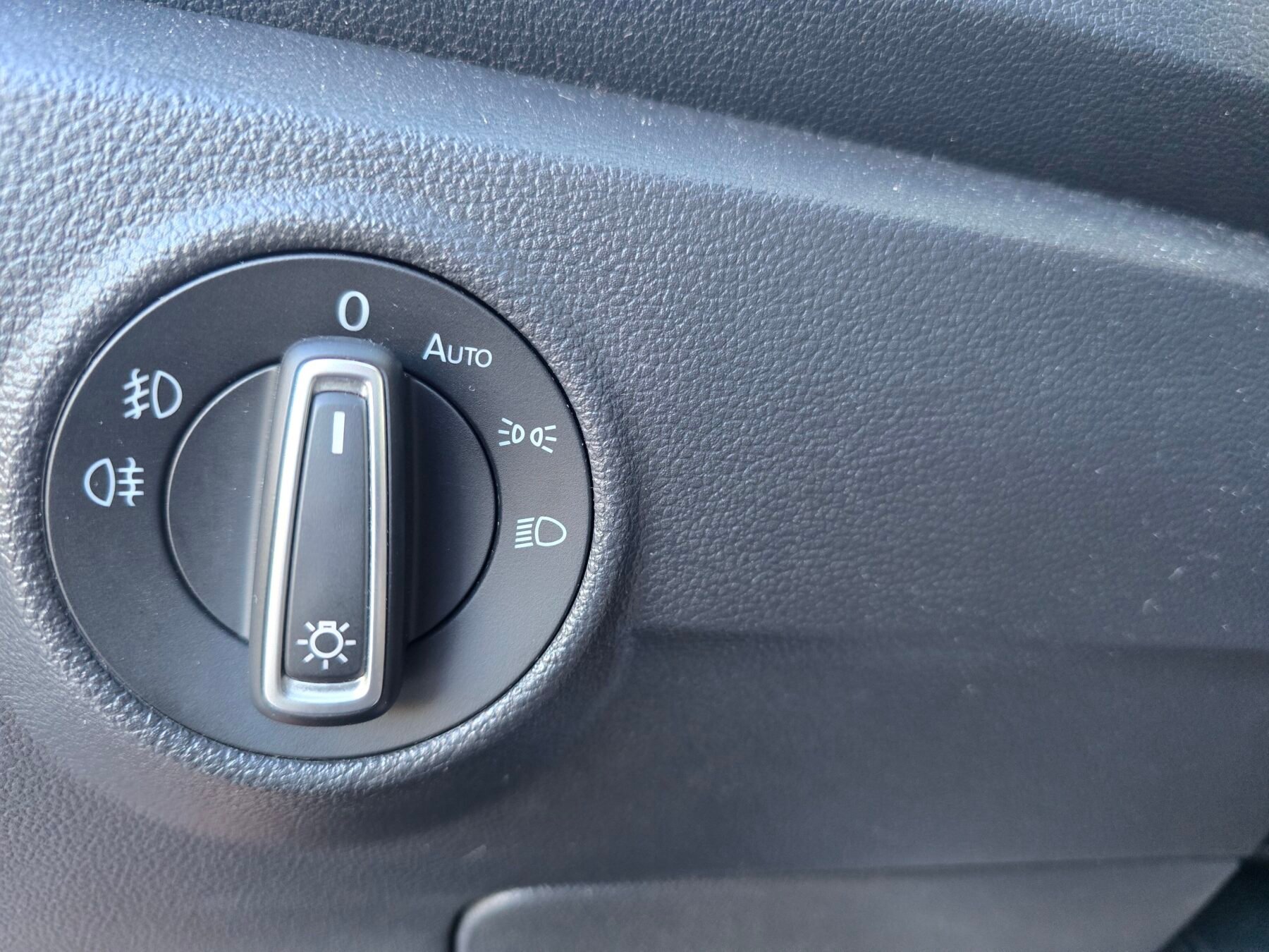 VOLKSWAGEN T-ROC 1.0TSI SPORT 115CV