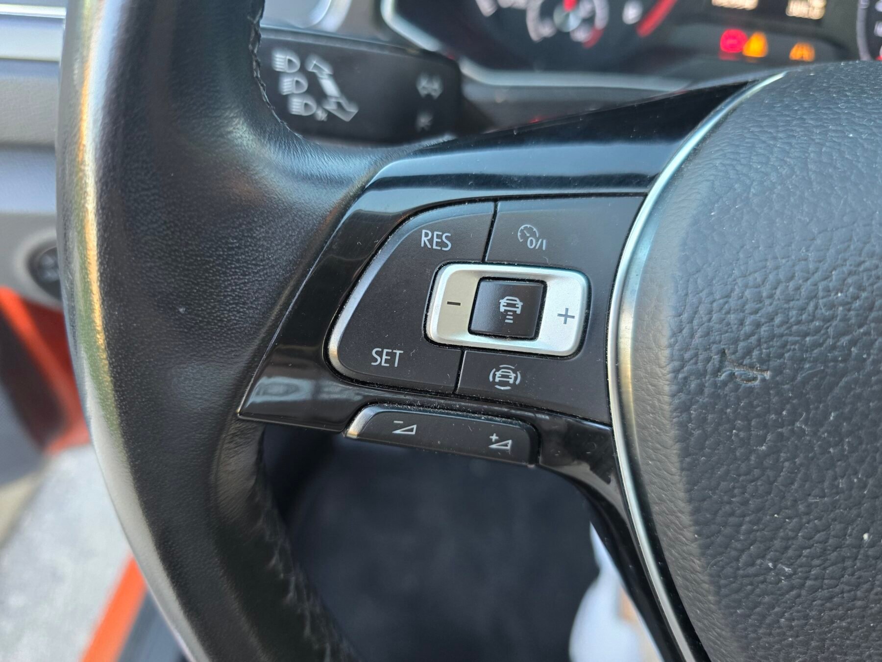 VOLKSWAGEN T-ROC 1.0TSI SPORT 115CV