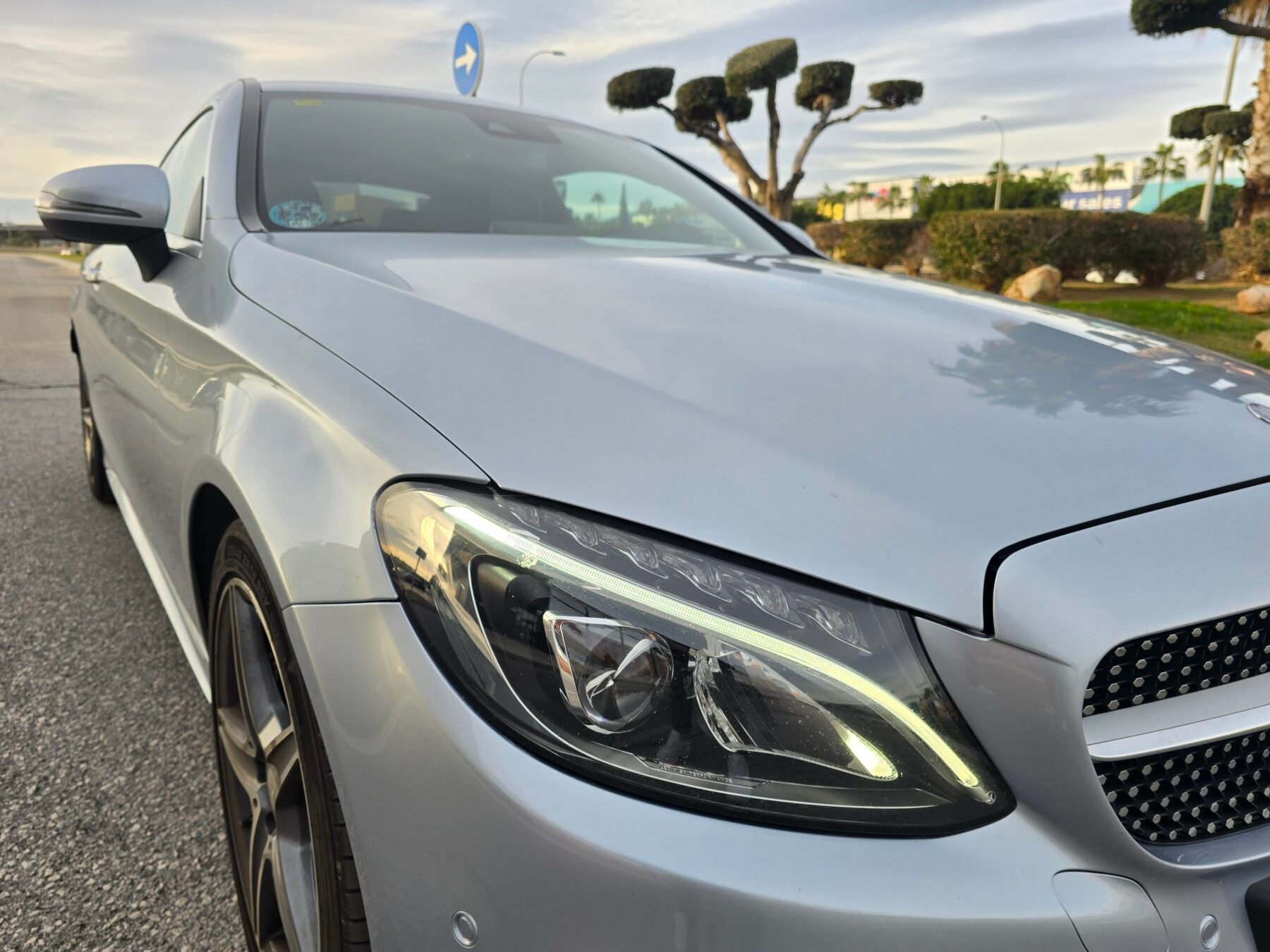 MERCEDES-BENZ CLASE C COUPÉ 220D AMG LINE 170CV