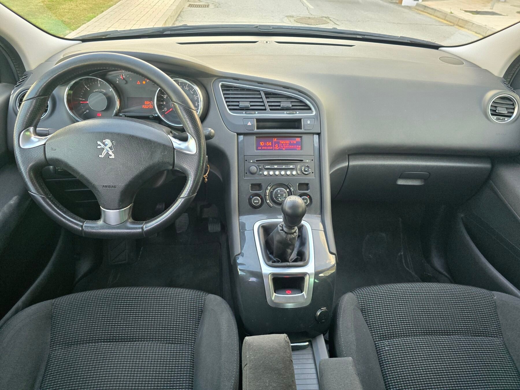 PEUGEOT 5008 1.6HDi STYLE 120CV 7 PLAZAS