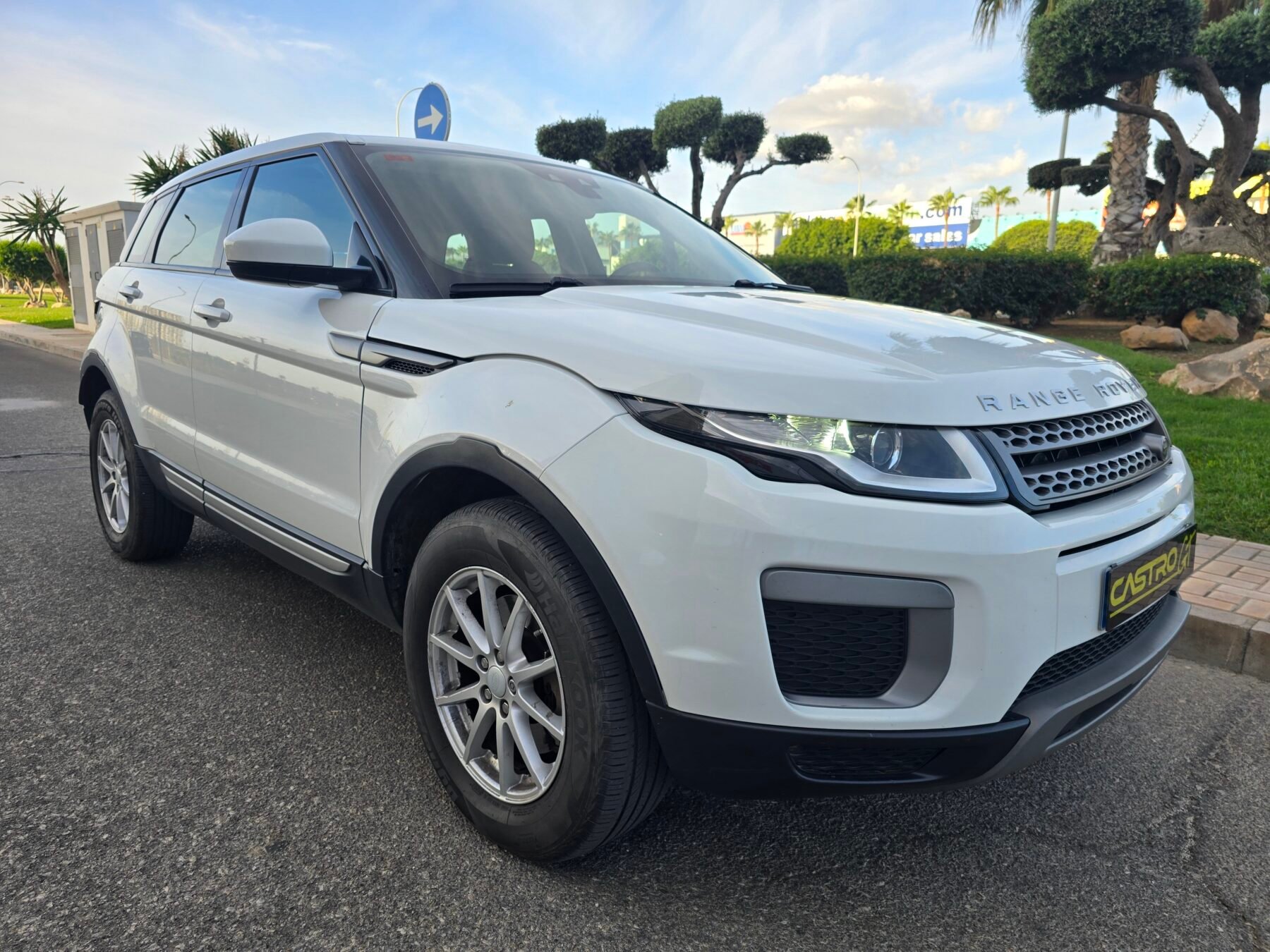 LAND-ROVER RANGE ROVER EVOQUE 2.0l TD4 DYNAMIC SE 4WD 150CV