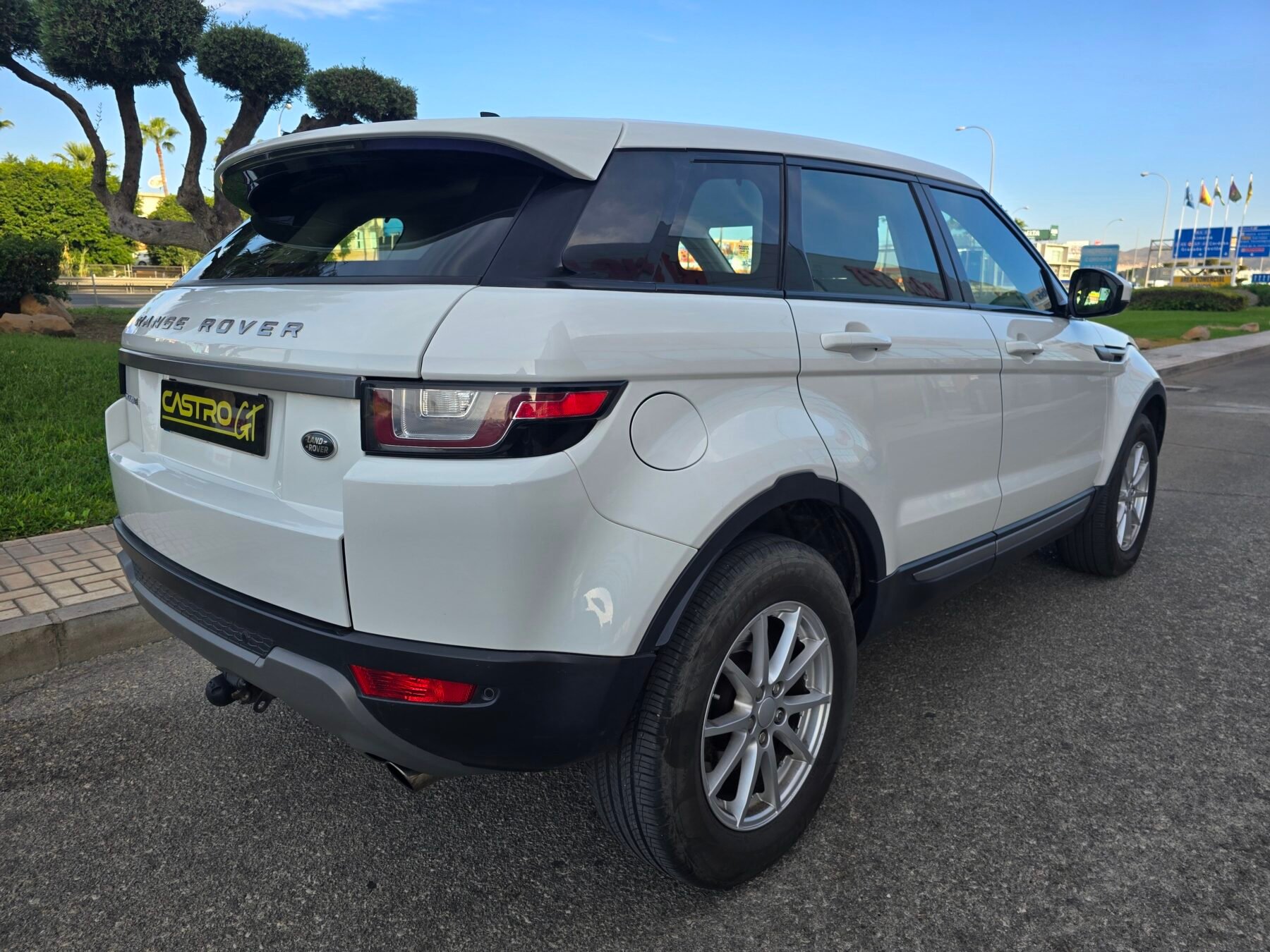 LAND-ROVER RANGE ROVER EVOQUE 2.0l TD4 DYNAMIC SE 4WD 150CV