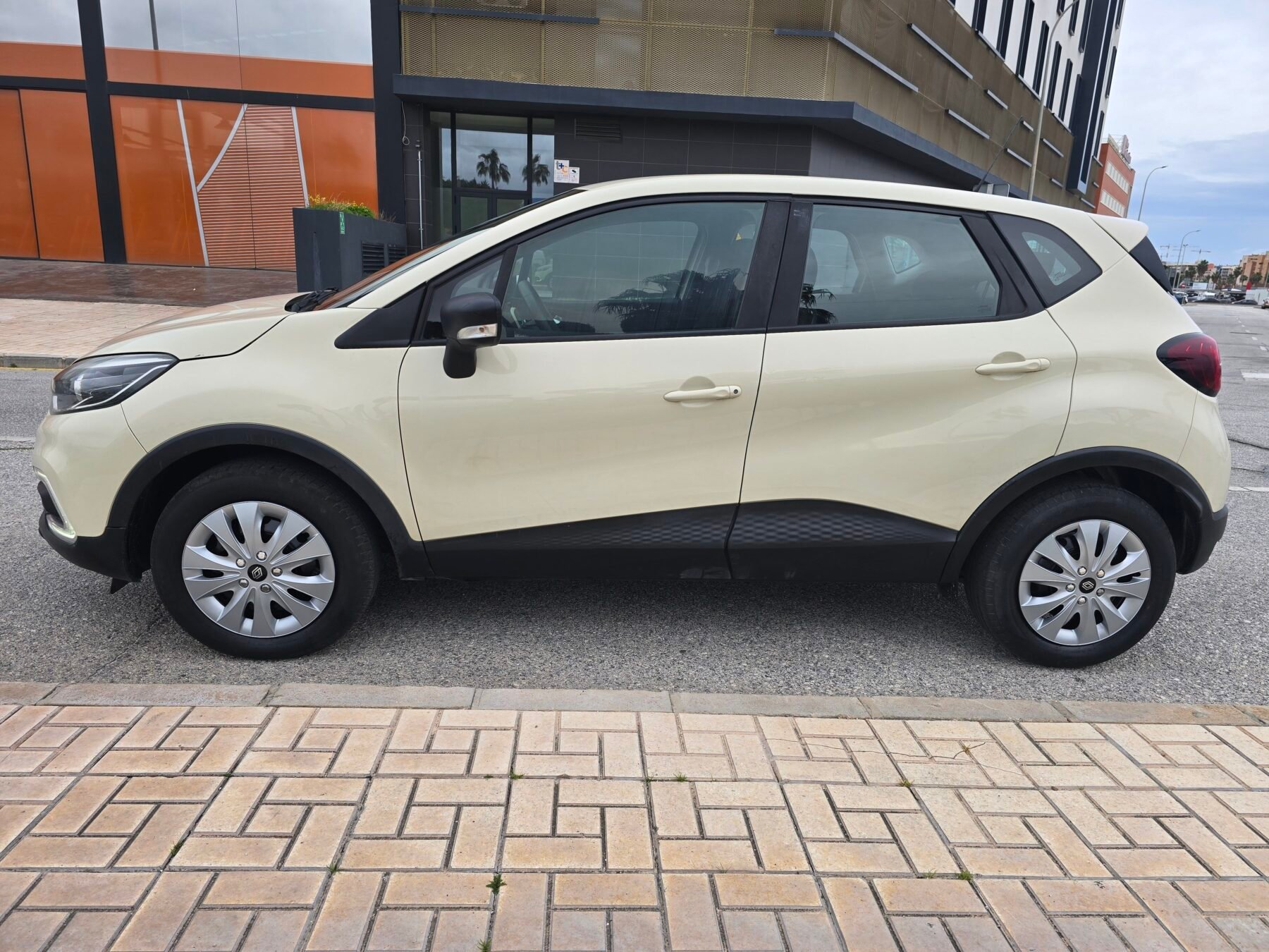 RENAULT CAPTUR LIFE TCE 90CV