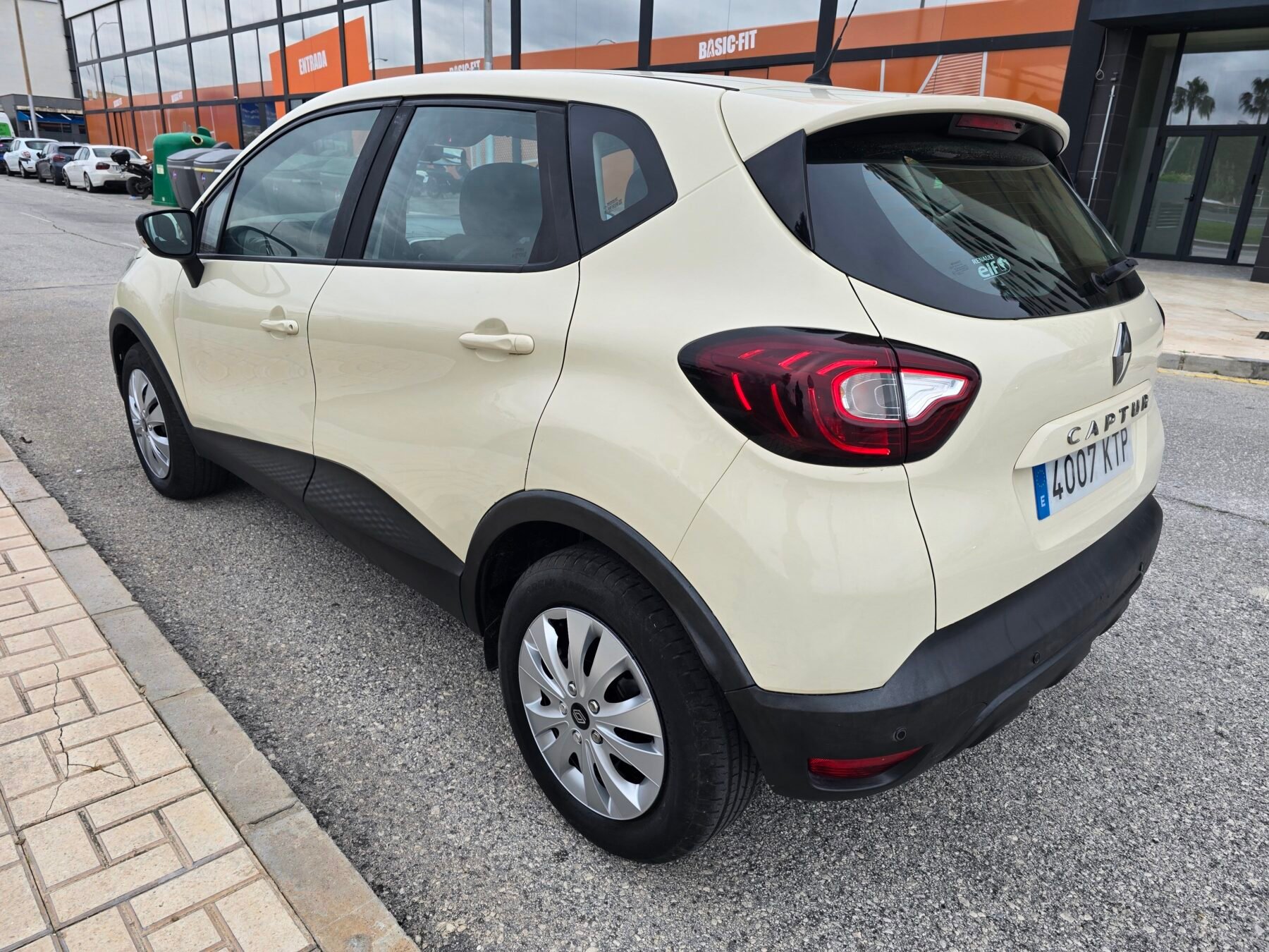 RENAULT CAPTUR LIFE TCE 90CV