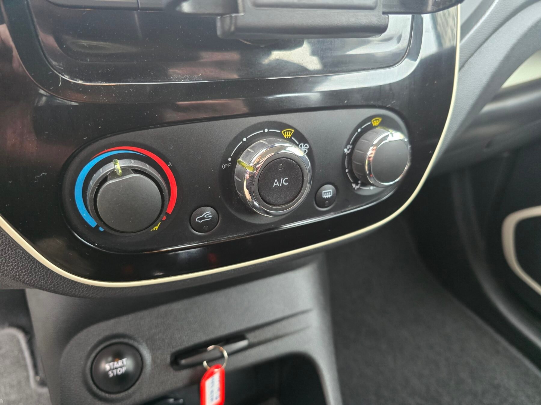 RENAULT CAPTUR LIFE TCE 90CV