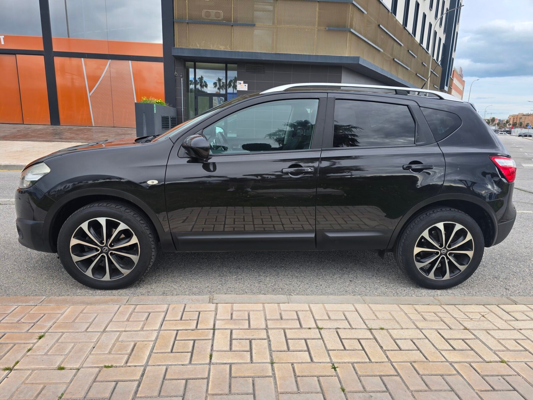 NISSAN Qashqai 2.0DCI TEKNA SPORT 18" 150CV
