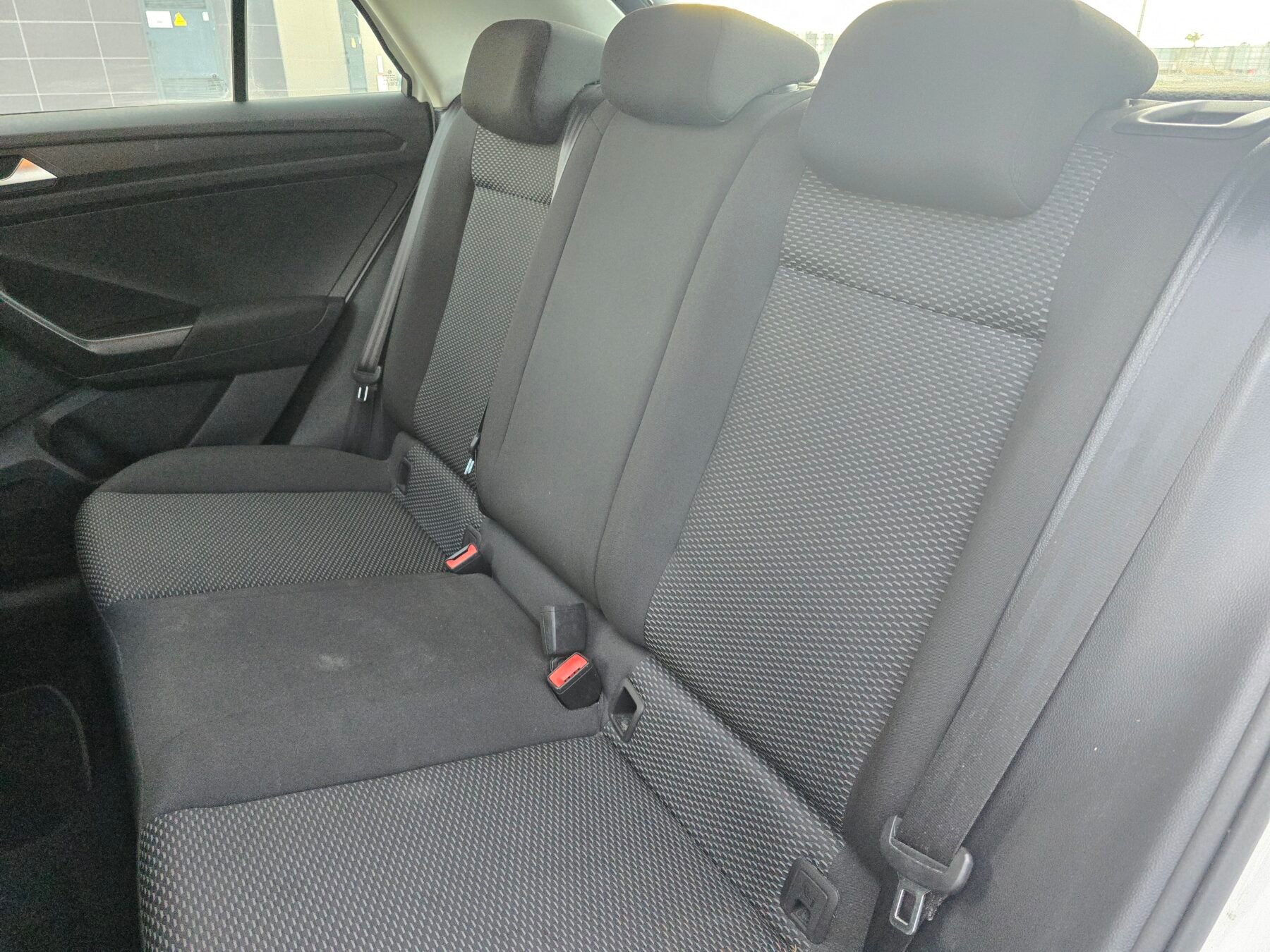 VOLKSWAGEN T-ROC 2.0TDI ADVANCE 115CV