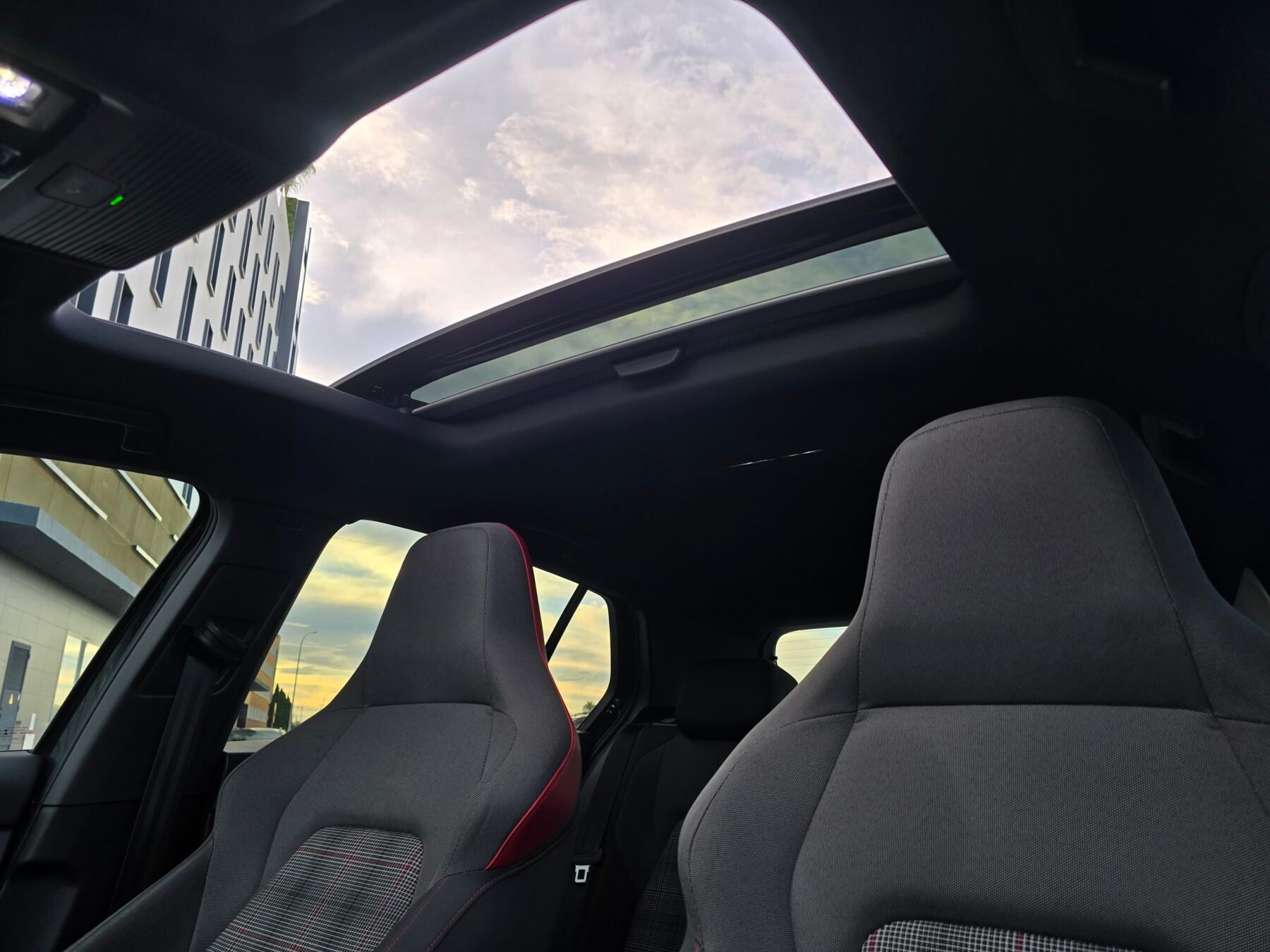 VOLKSWAGEN Golf GTI 2.0TSI DSG 245CV