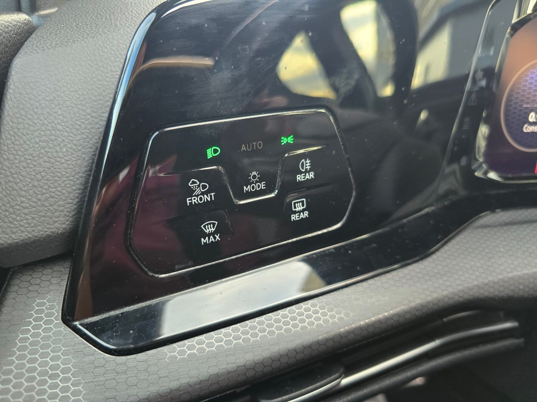 VOLKSWAGEN Golf GTI 2.0TSI DSG 245CV