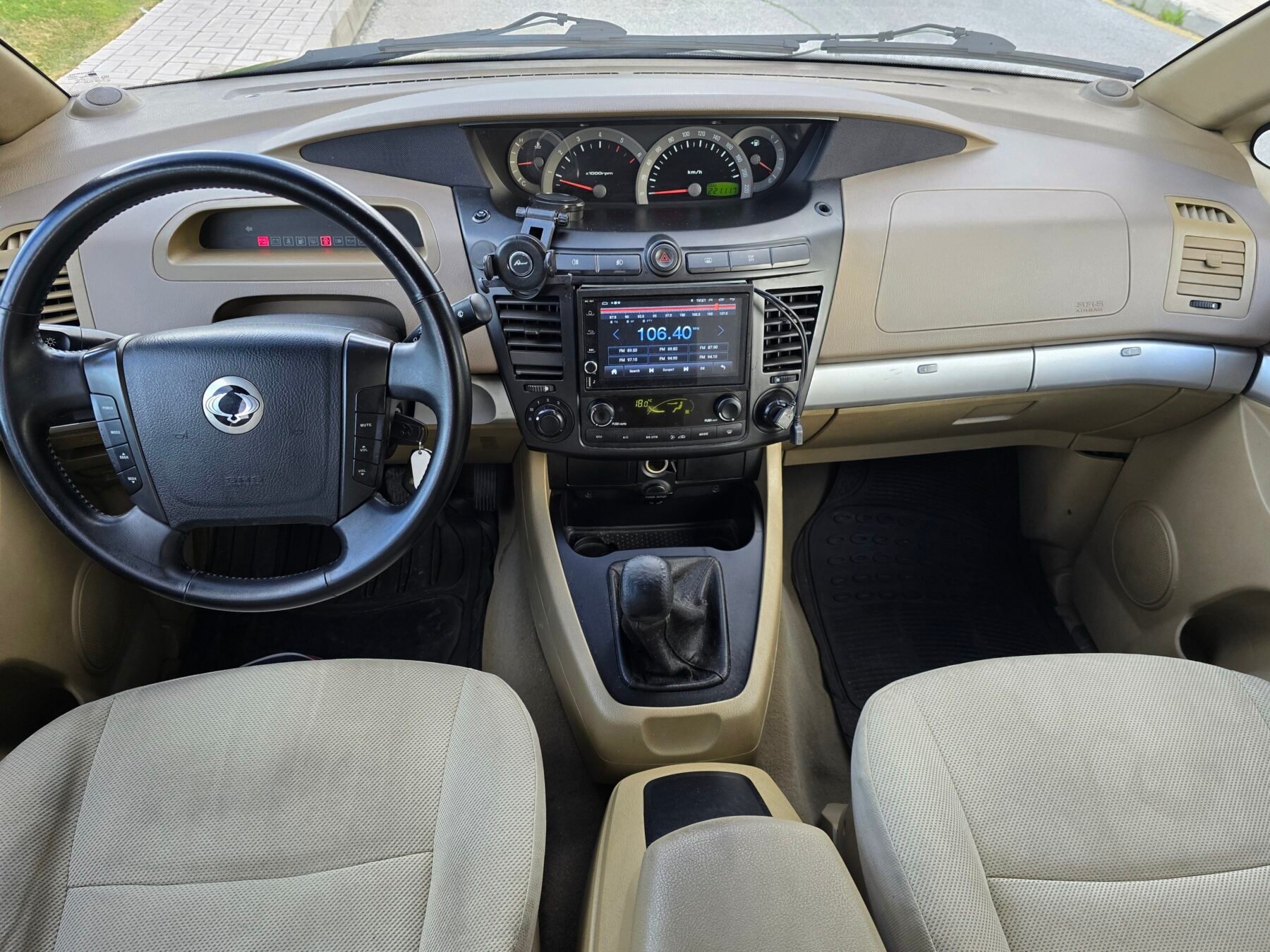 SSANGYONG RODIUS 2.7 XDi Limited 164CV 7 PLAZAS