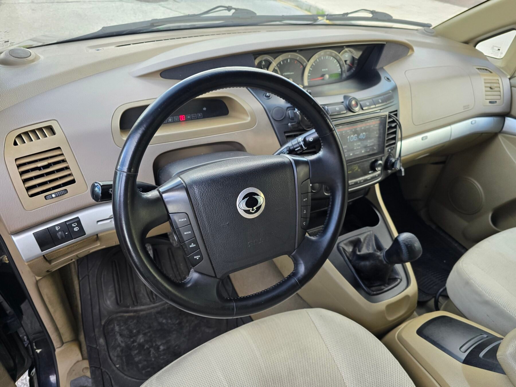 SSANGYONG RODIUS 2.7 XDi Limited 164CV 7 PLAZAS