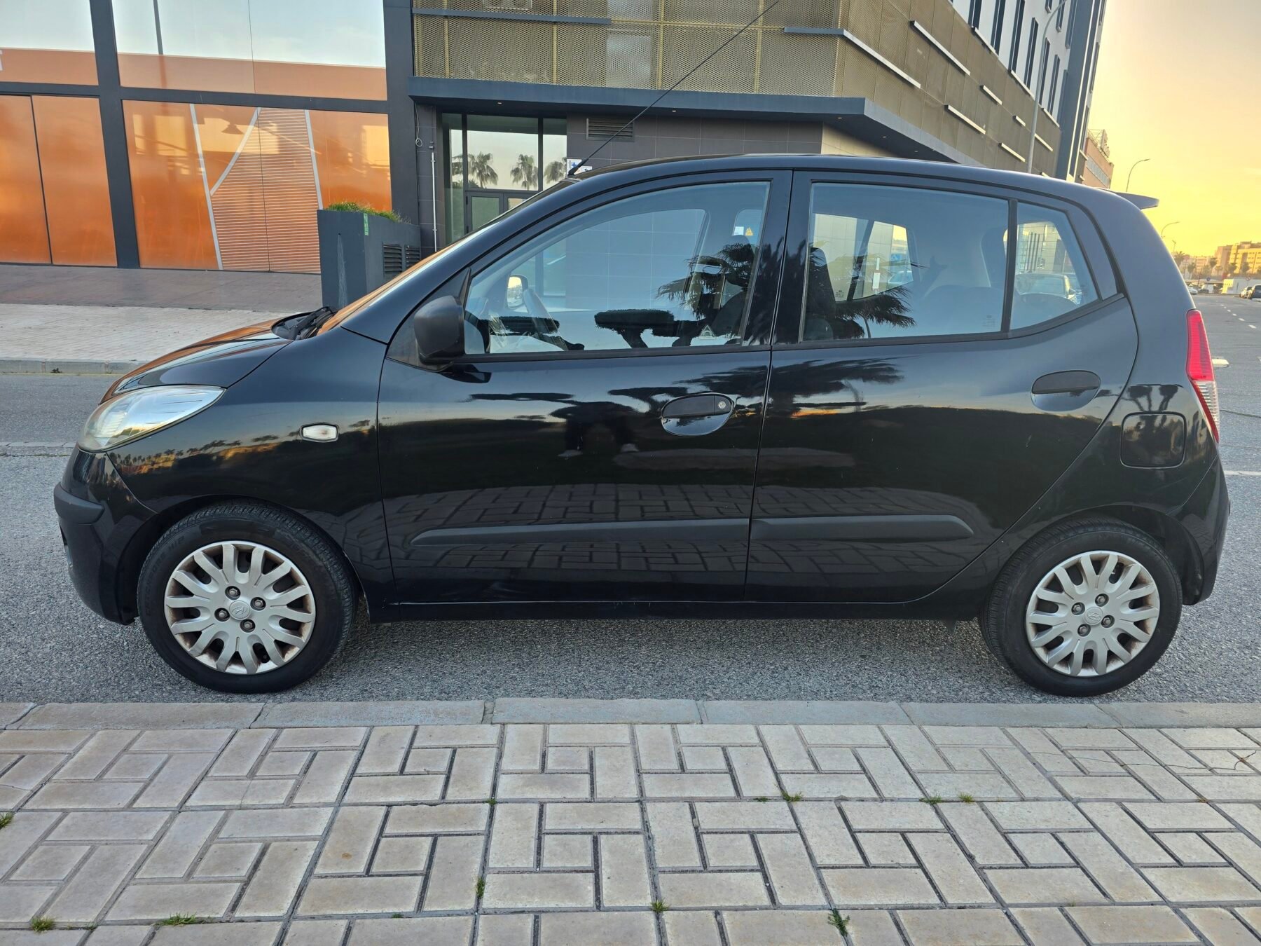HYUNDAI i10 1.1 COMFORT 66CV