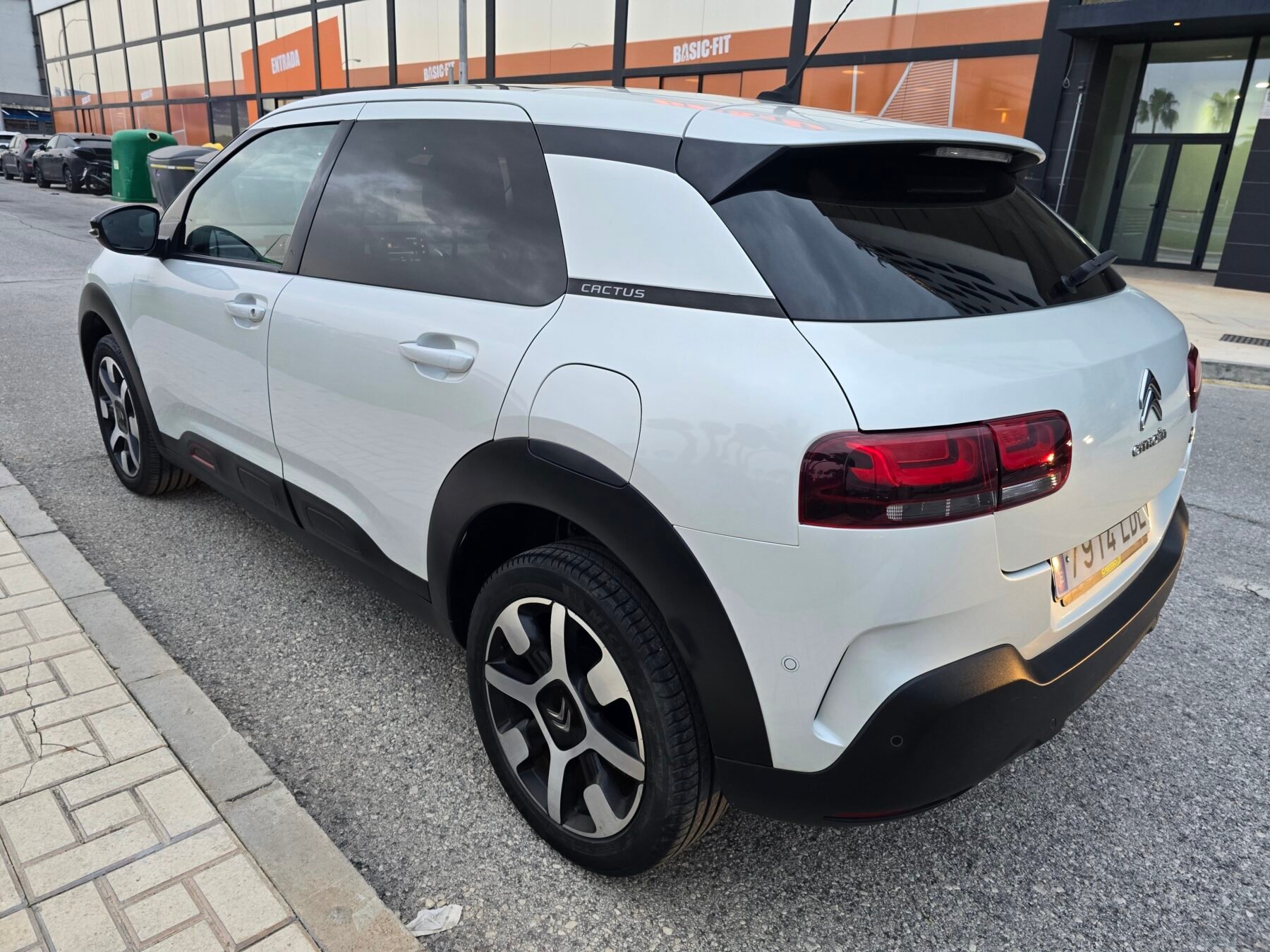 CITROEN C4 CACTUS 1.5 BLUE HDi SHINE PACK 100CV