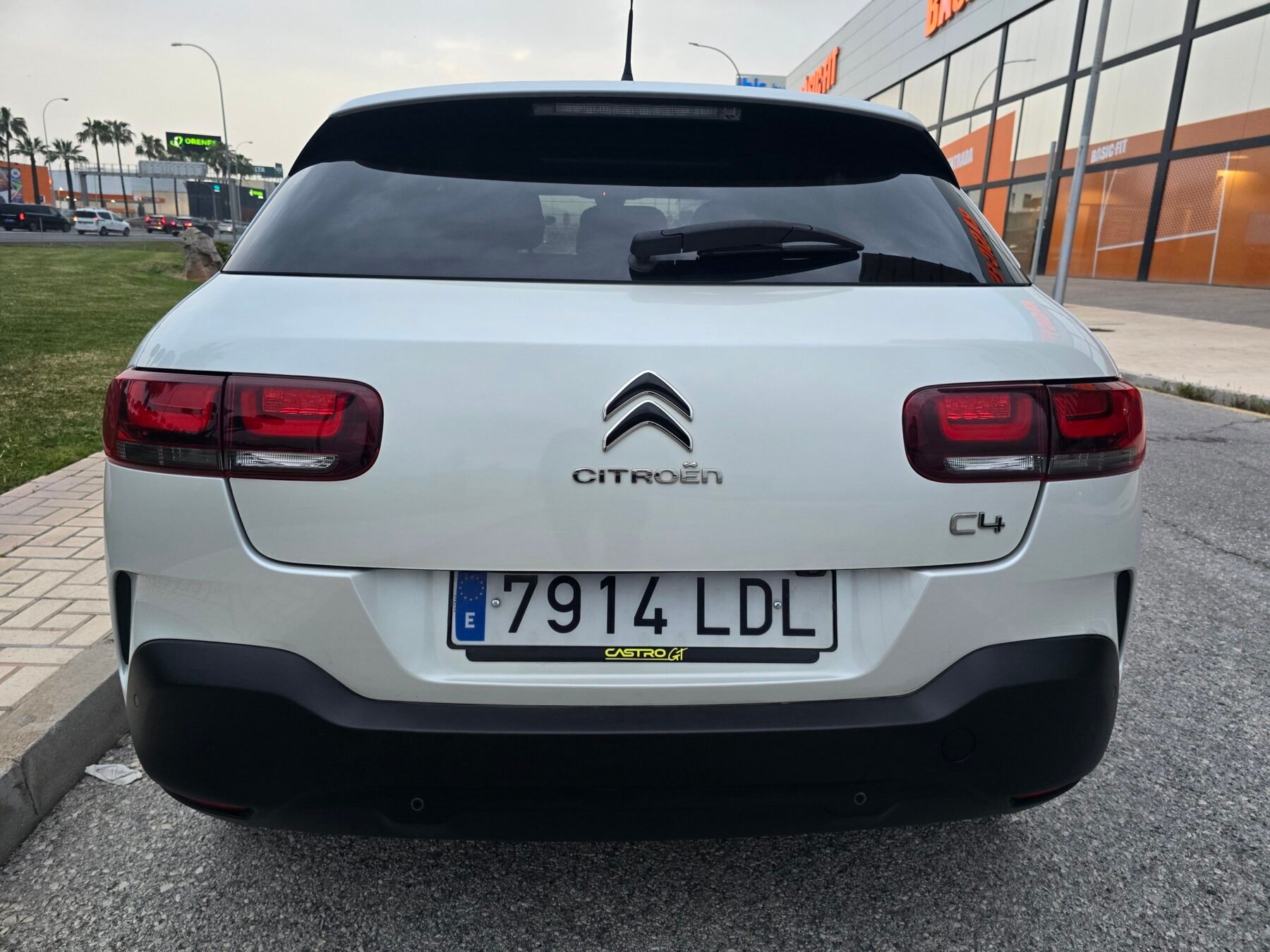 CITROEN C4 CACTUS 1.5 BLUE HDi SHINE PACK 100CV
