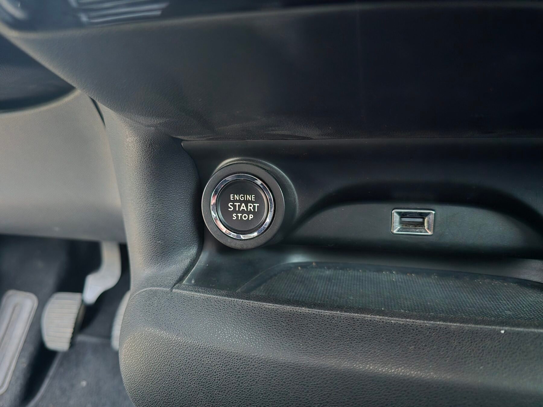 CITROEN C4 CACTUS 1.5 BLUE HDi SHINE PACK 100CV