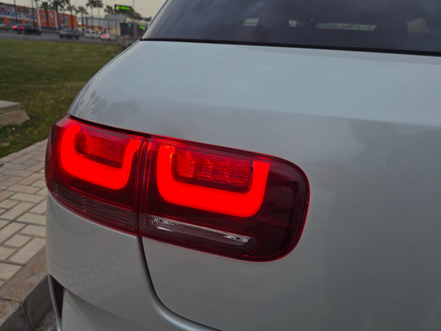 CITROEN C4 CACTUS 1.5 BLUE HDi SHINE PACK 100CV