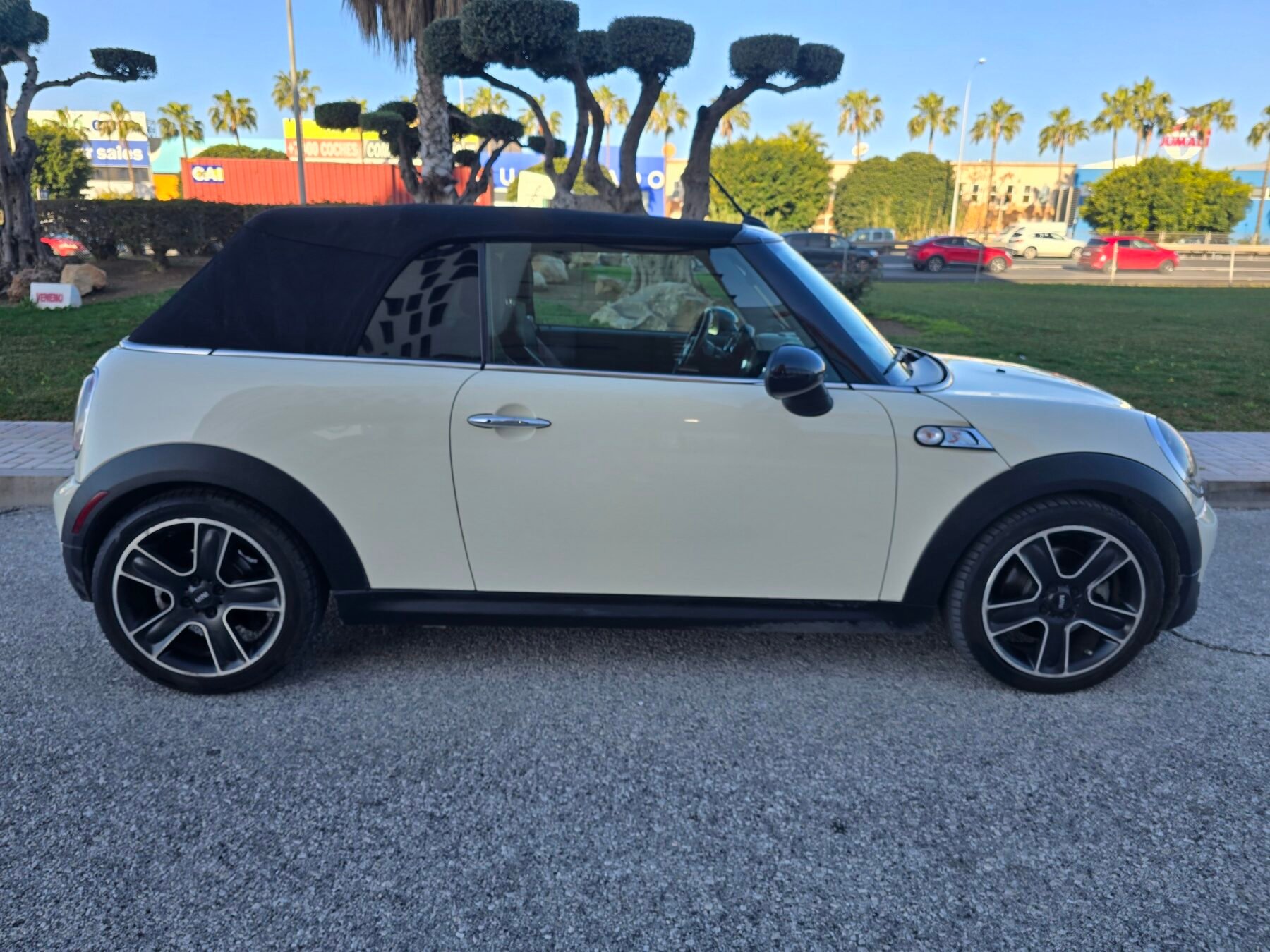 MINI CABRIO COOPER S AUTO 183CV