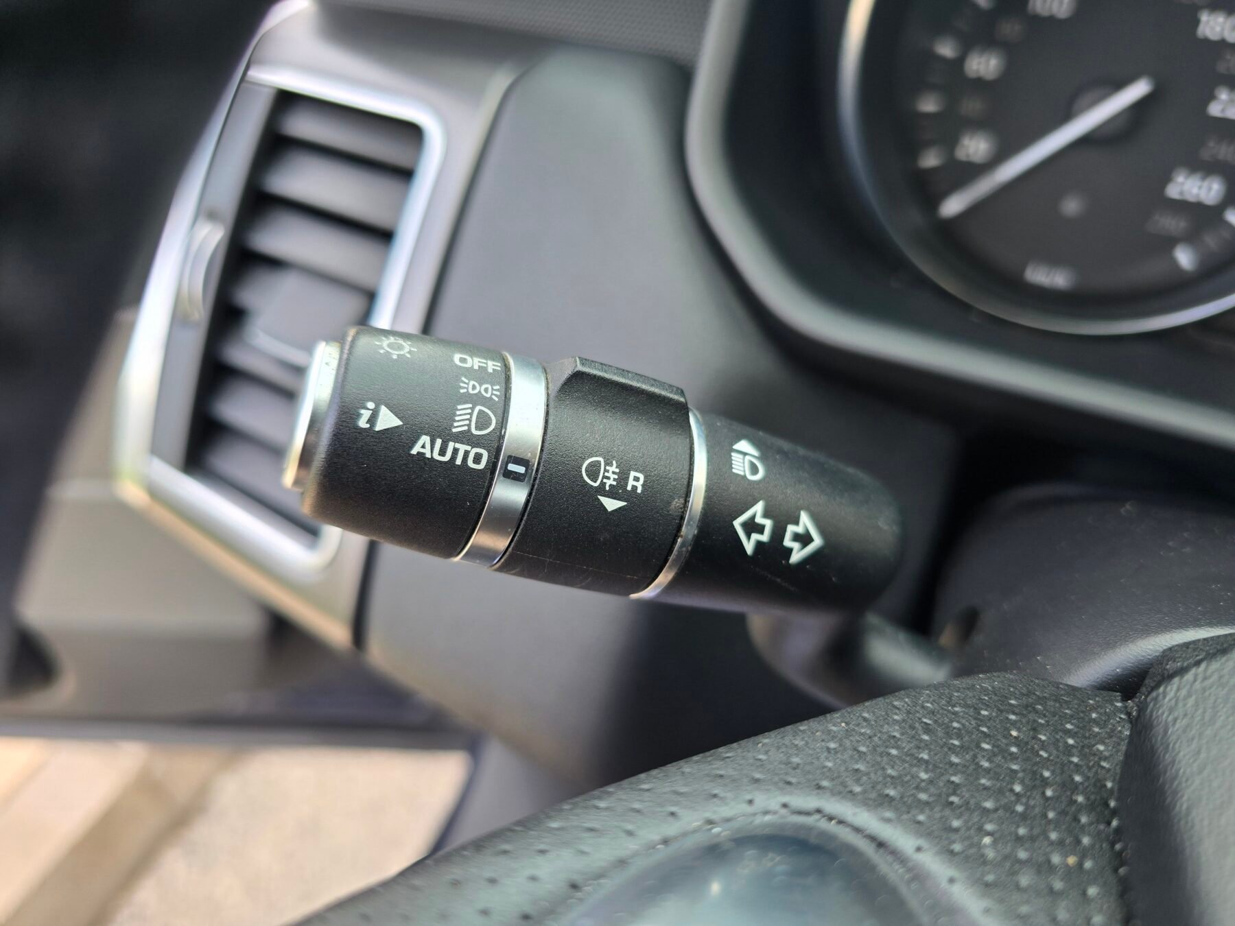 LAND-ROVER RANGE ROVER SPORT 3.0 TDV6 258CV SE