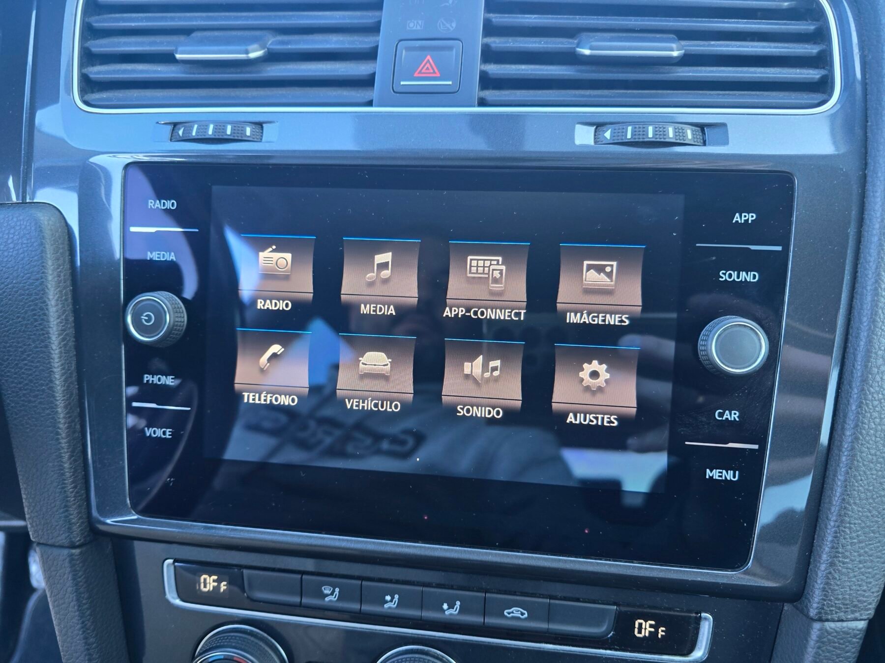 VOLKSWAGEN Golf 1.6 TDI ADVANCE 116CV